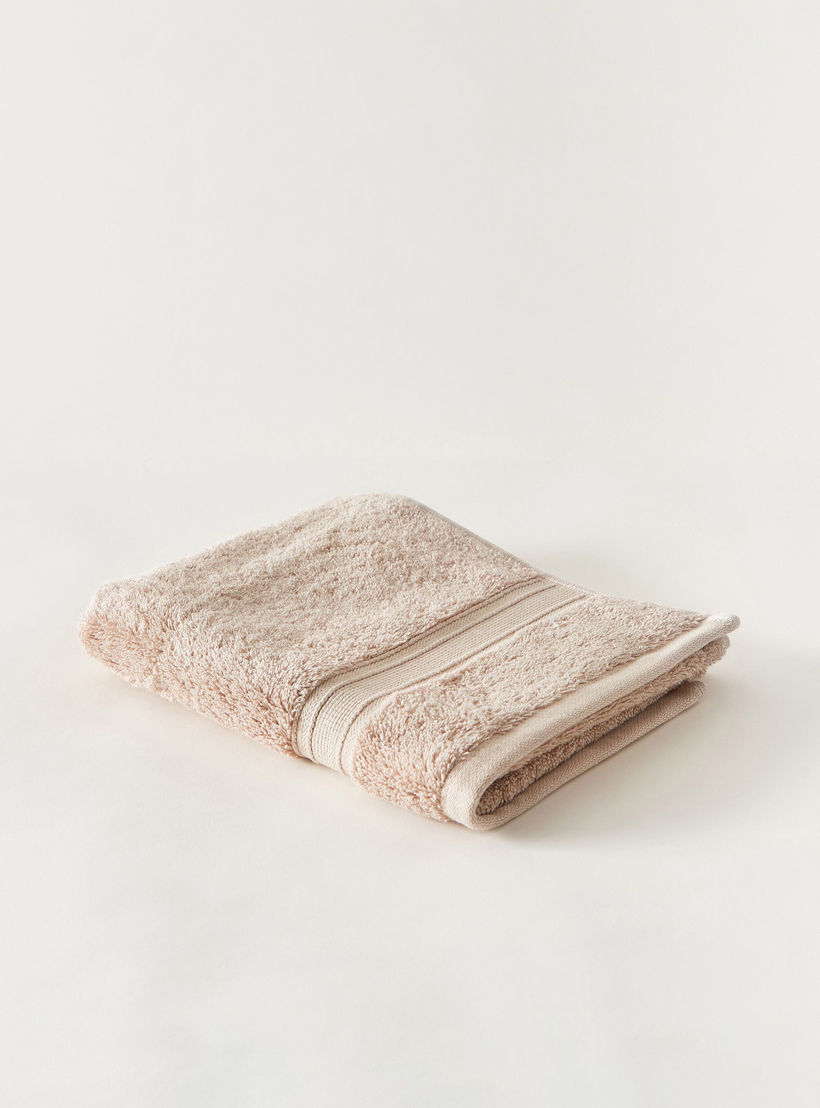 Egyptian Hand Towel - 70x40 cms-household-bathandlaundry-bathlinen-towels-image-2