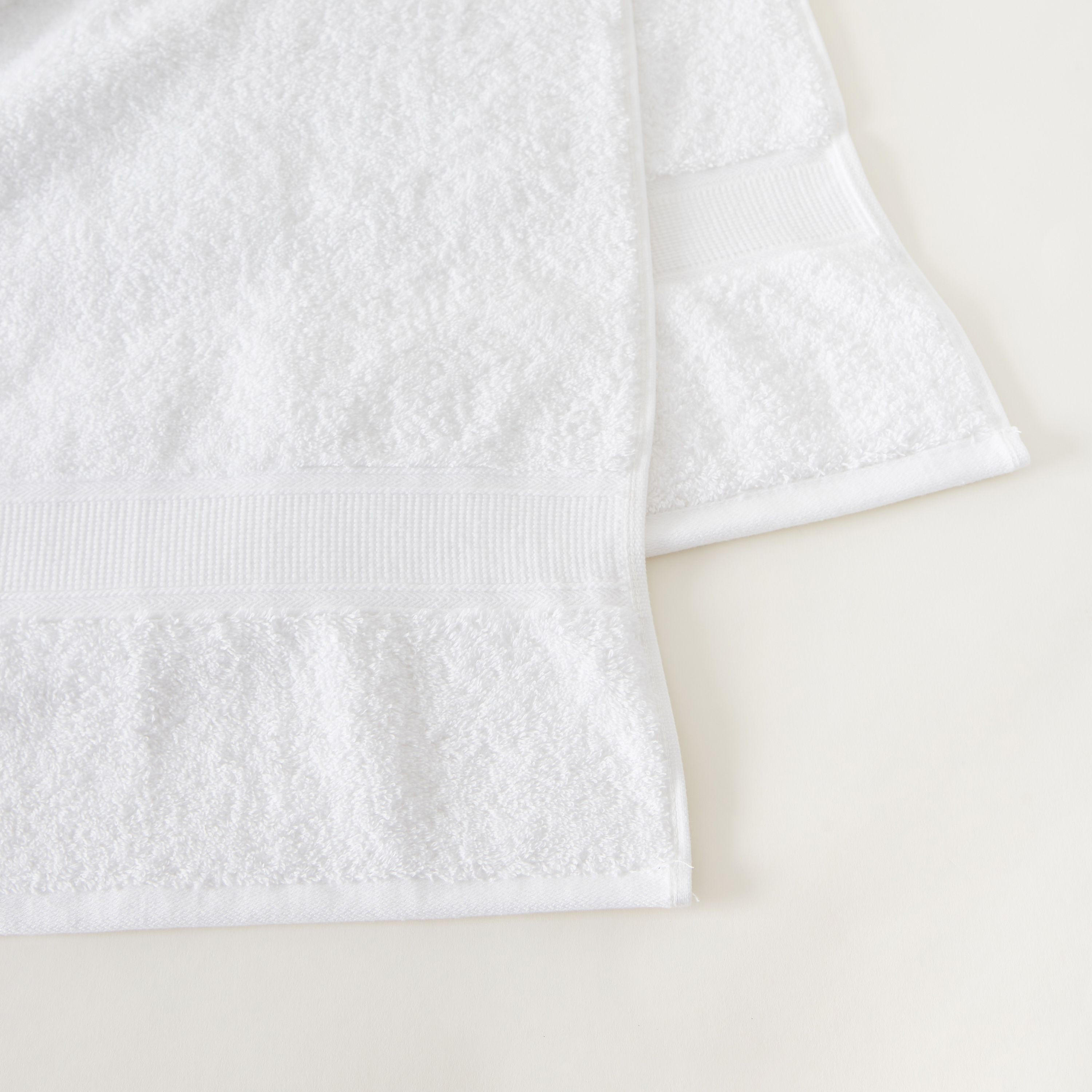 Egyptian Bath Towel - 140x70 cms-household-bathandlaundry-bathlinen-towels-image-3