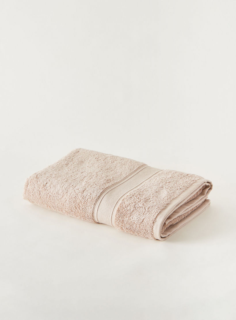 Egyptian Bath Towel - 140x70 cms-household-bathandlaundry-bathlinen-towels-image-2