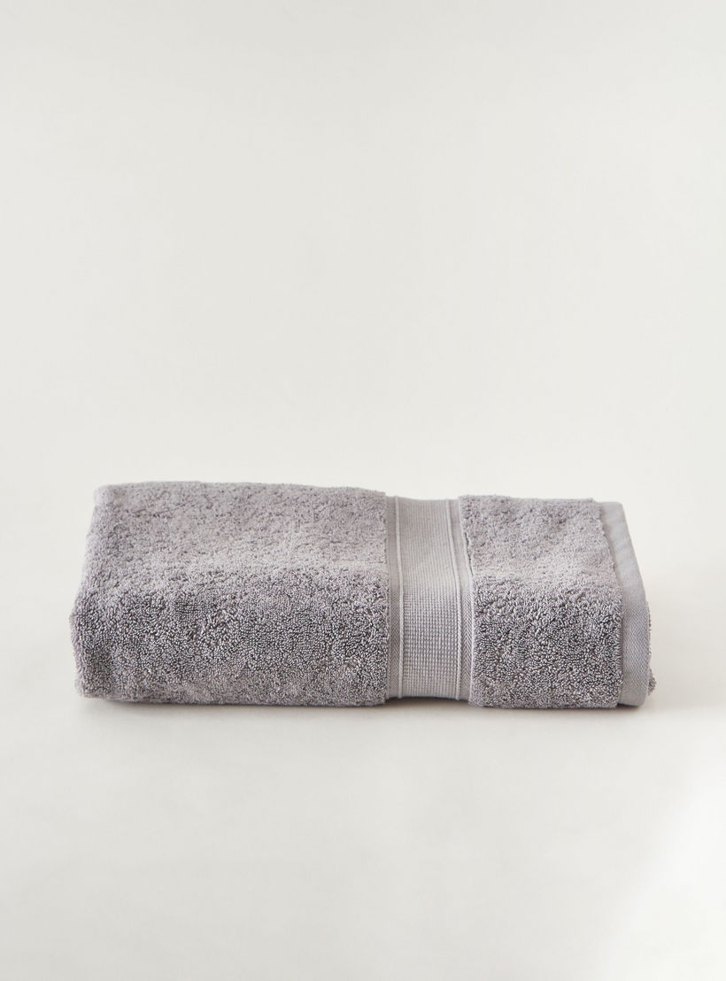 Egyptian Bath Towel - 140x70 cms-household-bathandlaundry-bathlinen-towels-image-1
