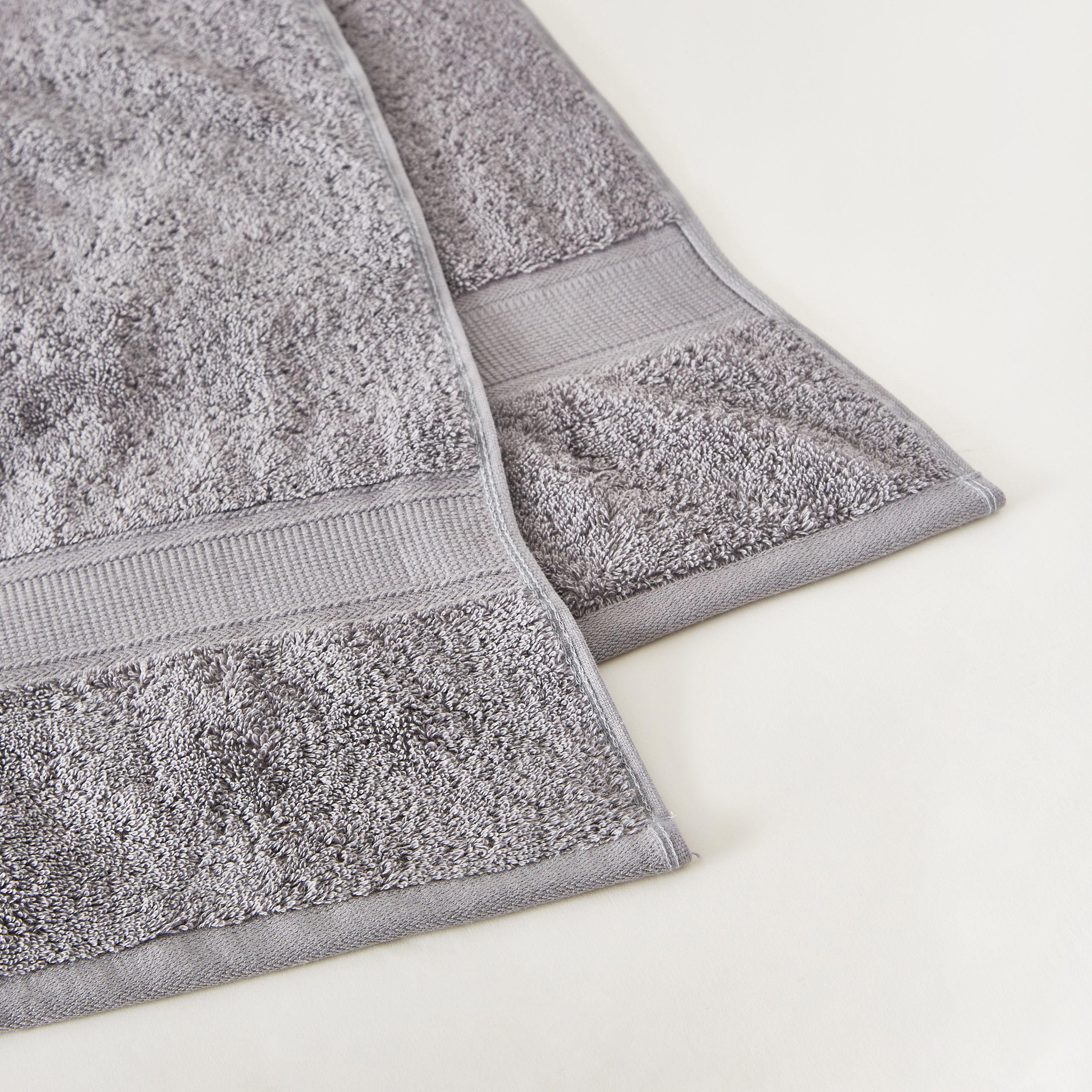 Egyptian Bath Towel - 140x70 cms-household-bathandlaundry-bathlinen-towels-image-3