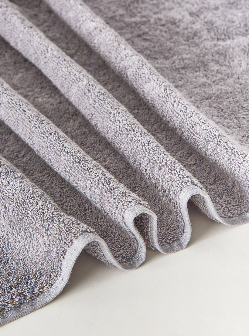 Egyptian Bath Towel - 140x70 cms-household-bathandlaundry-bathlinen-towels-image-4