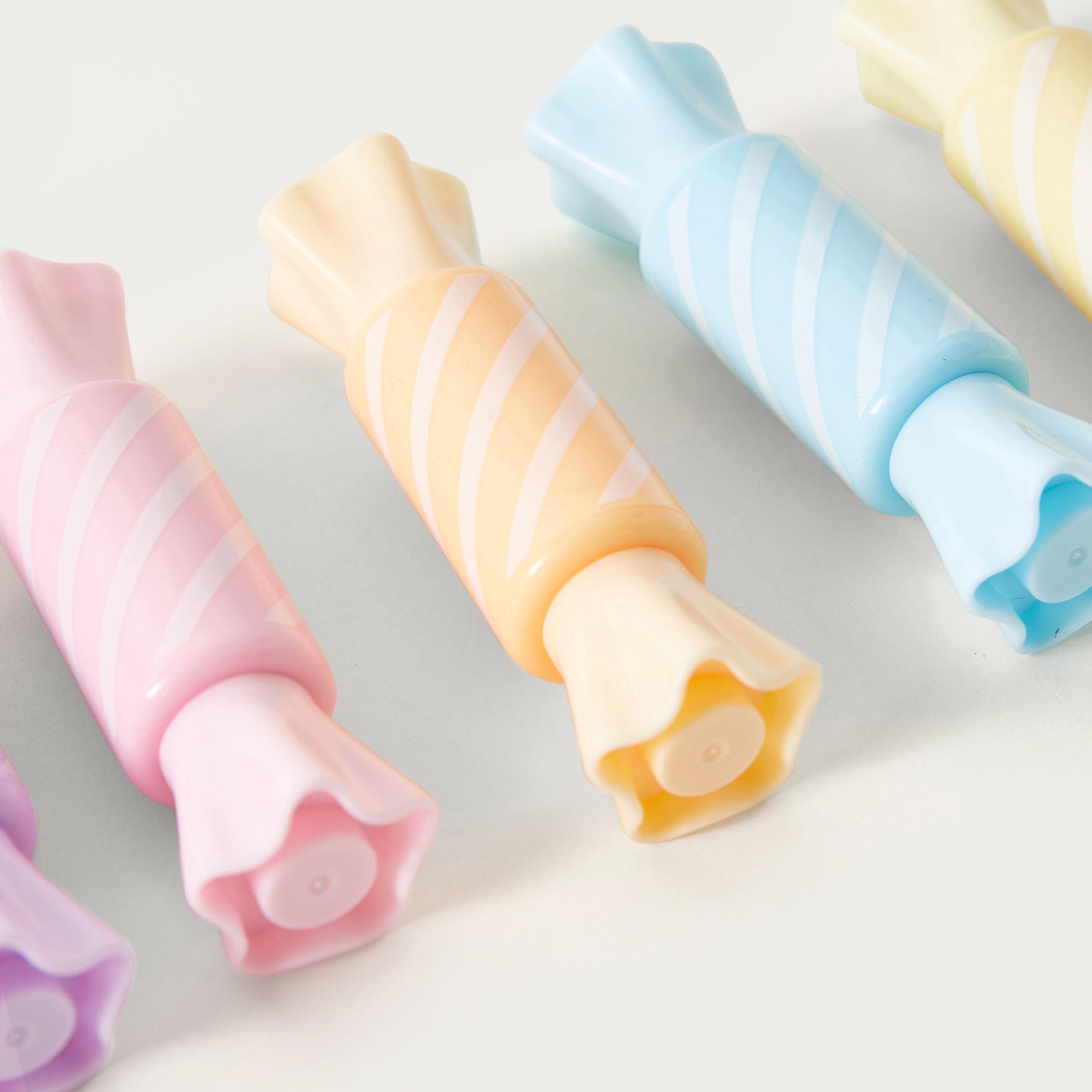 قلم هايلايتر مزدوج من جلوو - طقم من 6-school-stationery-pensandpencils-image-3
