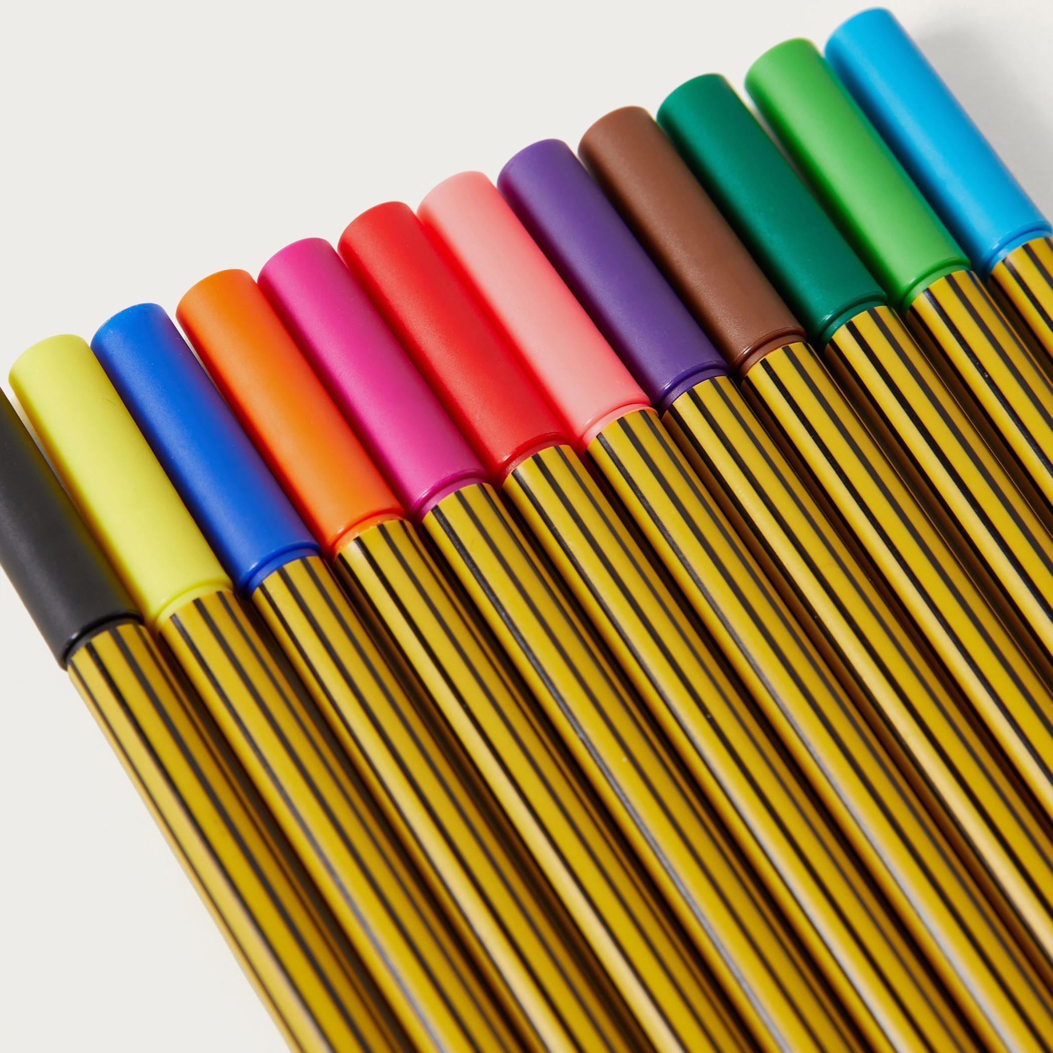 GLOO Fineliner Solid Round Pen Set-school-stationery-pensandpencils-image-3