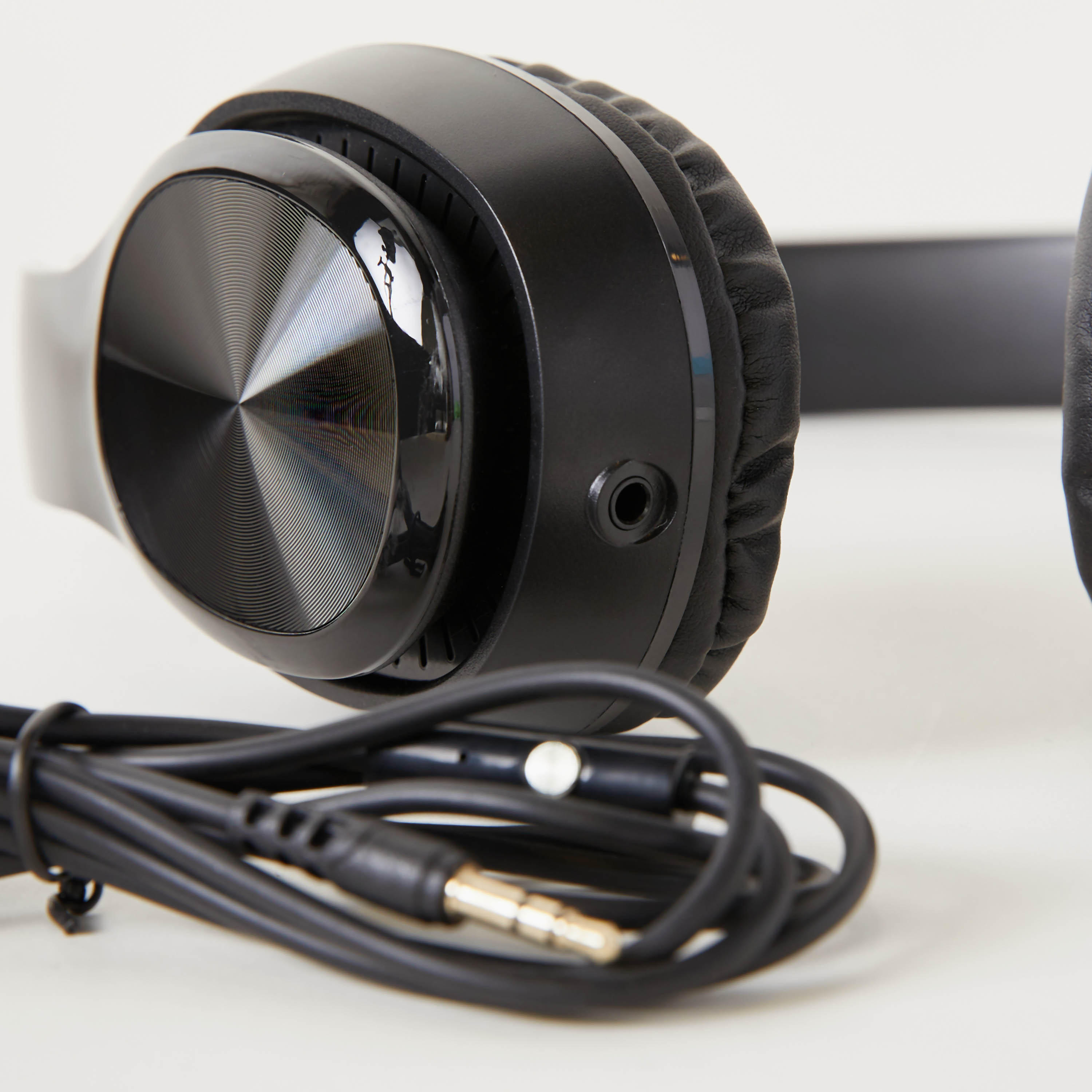 GLOO Solid Wired Headphones-electronics-headphonesandearphones-image-3