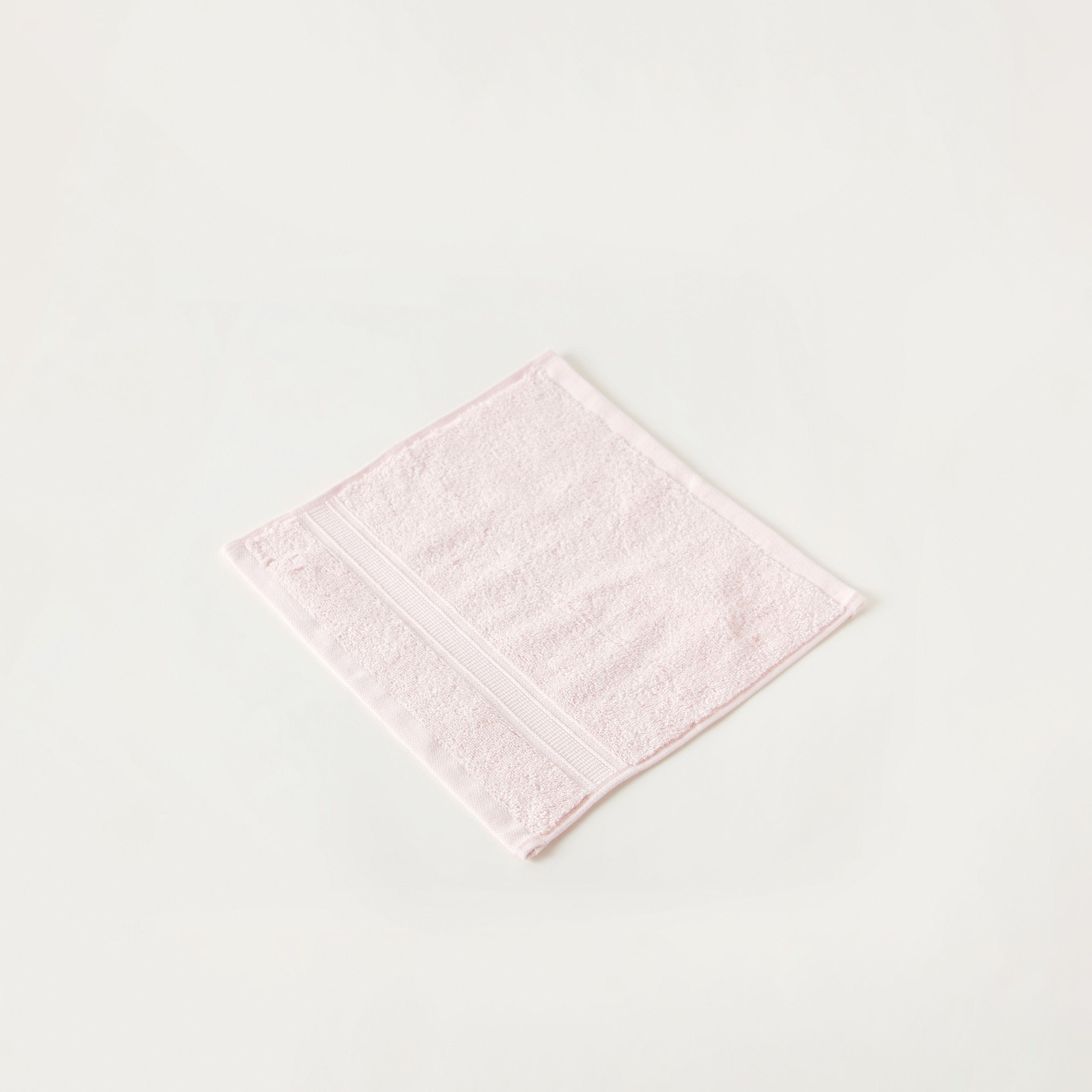 طقم مناشف وجه بارزة الملمس 4 قطع من القطن المصري - 30x30 سم -household-bathandlaundry-bathlinen-towels-image-3