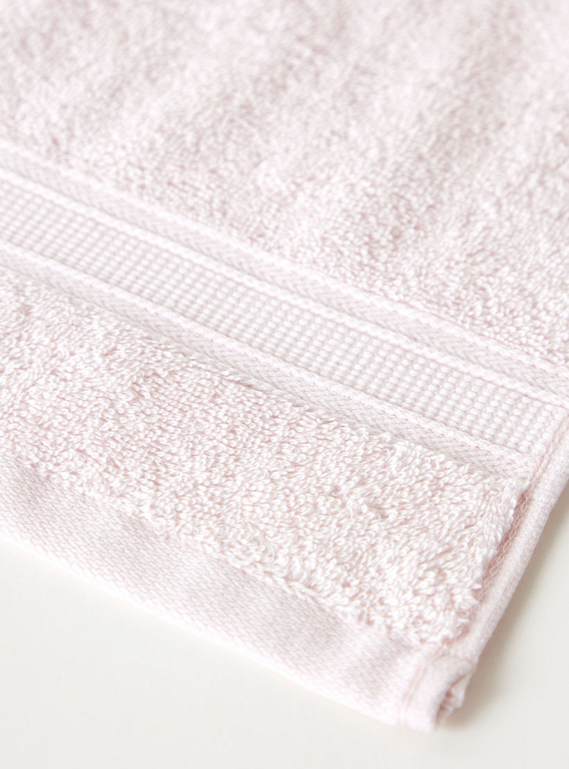 طقم مناشف وجه بارزة الملمس 4 قطع من القطن المصري - 30x30 سم -household-bathandlaundry-bathlinen-towels-image-4