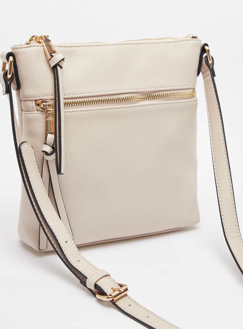 شنطة كروس بودي سادة بحزام قابل للتّعديل من سيليست-women-bagsandwallets-handbags-image-3
