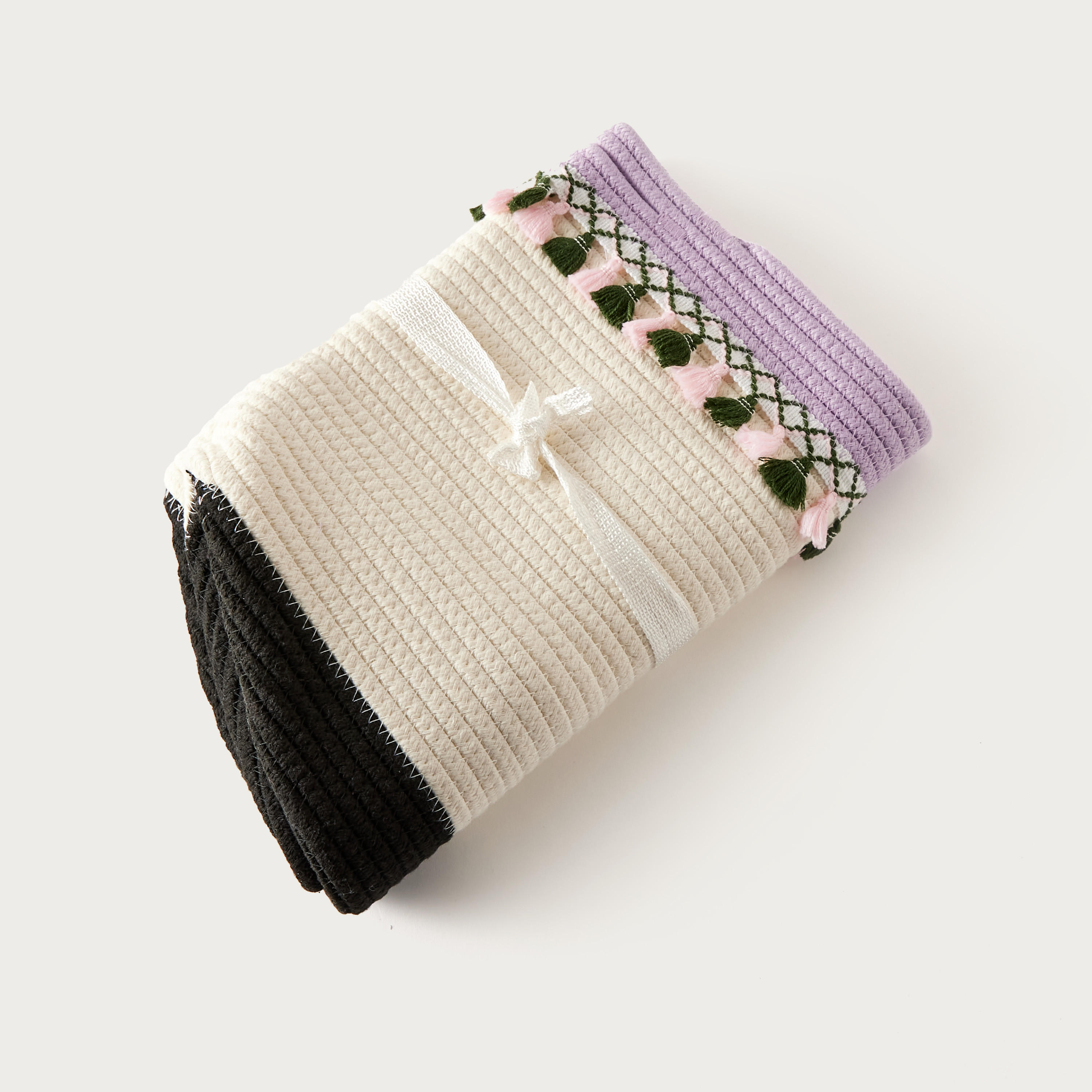 Findz Tassel Accented Storage Basket - 30x35 cms-household-decor-boxesandtrays-image-4
