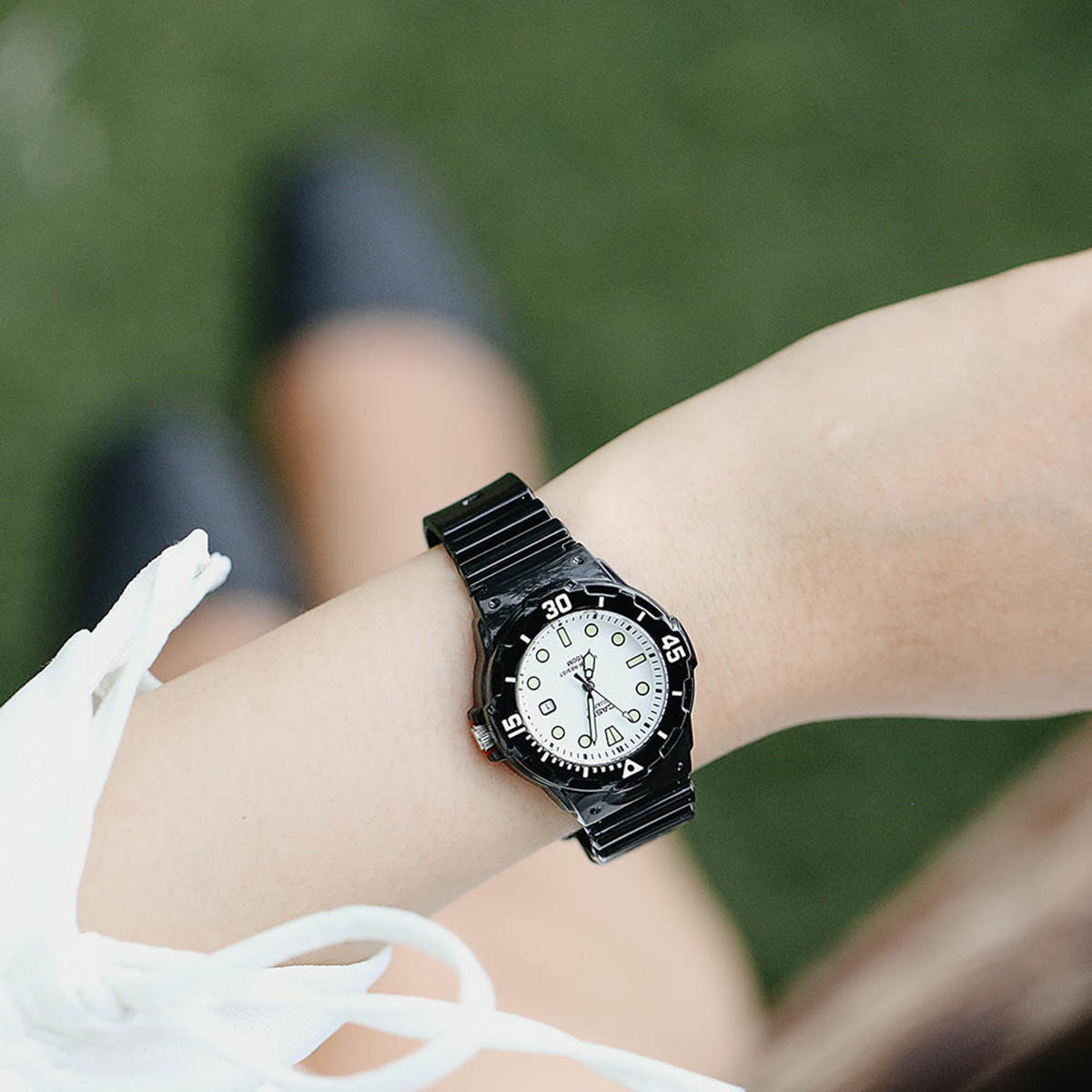 Casio Women Pink Analog Resin Strap Watch - LRW-200H-4B2VDF-women-watchesandjewellery-watches-image-2