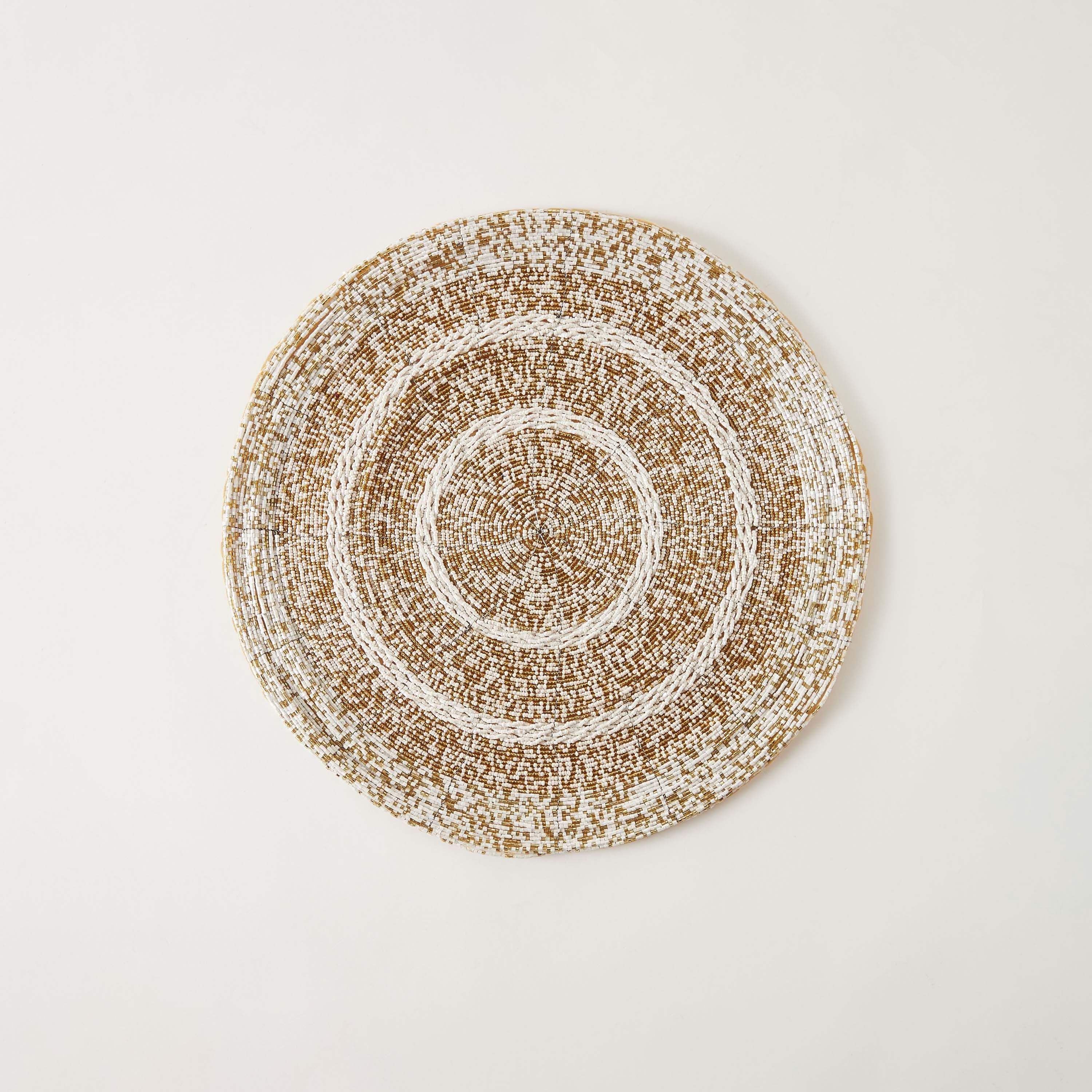 لبادة صحون مستديرة مزينة بالخرز - 36 سم-household-dining-tablelinen-placemats-image-1
