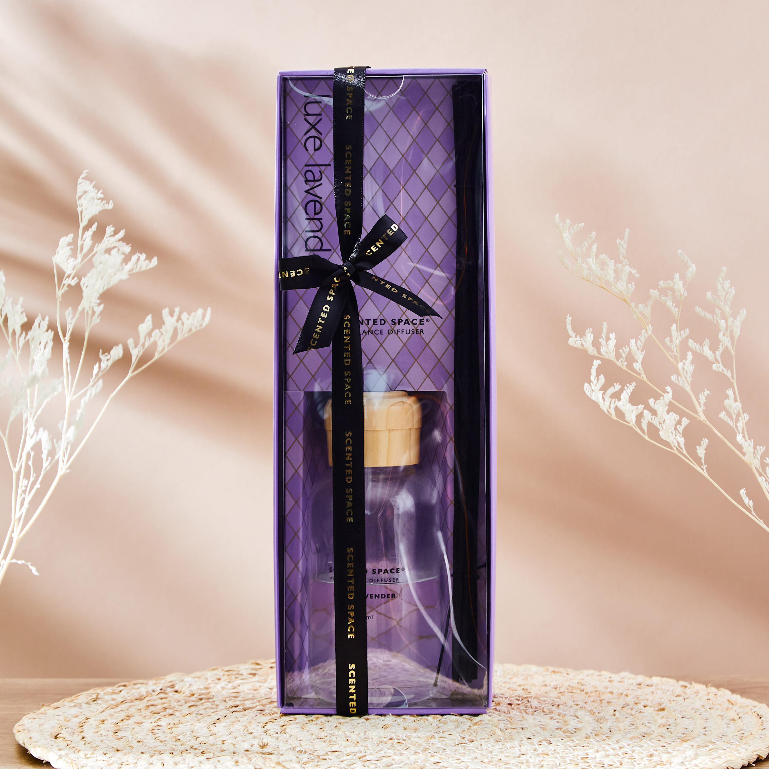 موزّع عطور بأعواد خشبية لوكس لافندر من سينتد سبيس - 200 مل-household-homefragrance-reeddiffusers-image-1