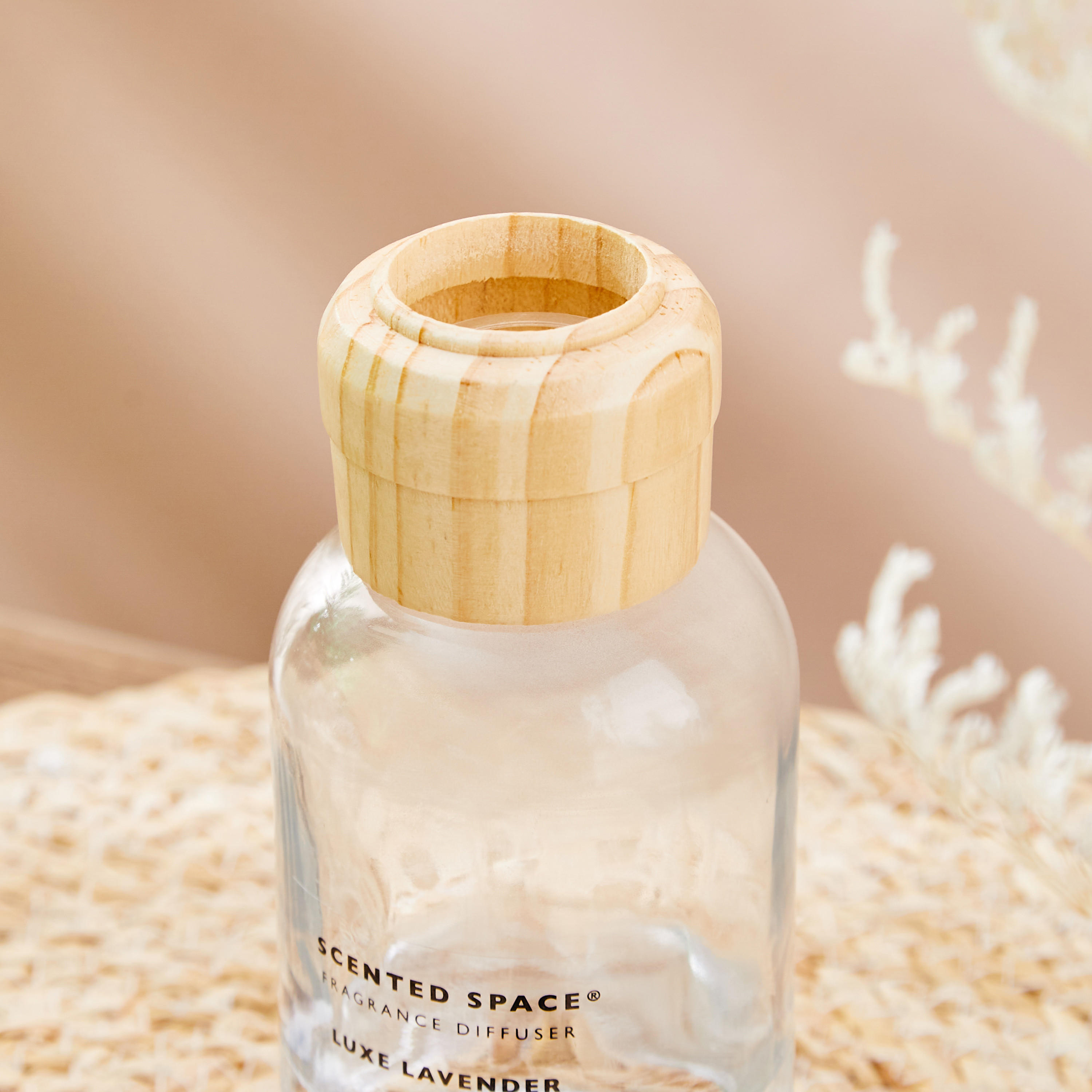 موزّع عطور بأعواد خشبية لوكس لافندر من سينتد سبيس - 200 مل-household-homefragrance-reeddiffusers-image-3