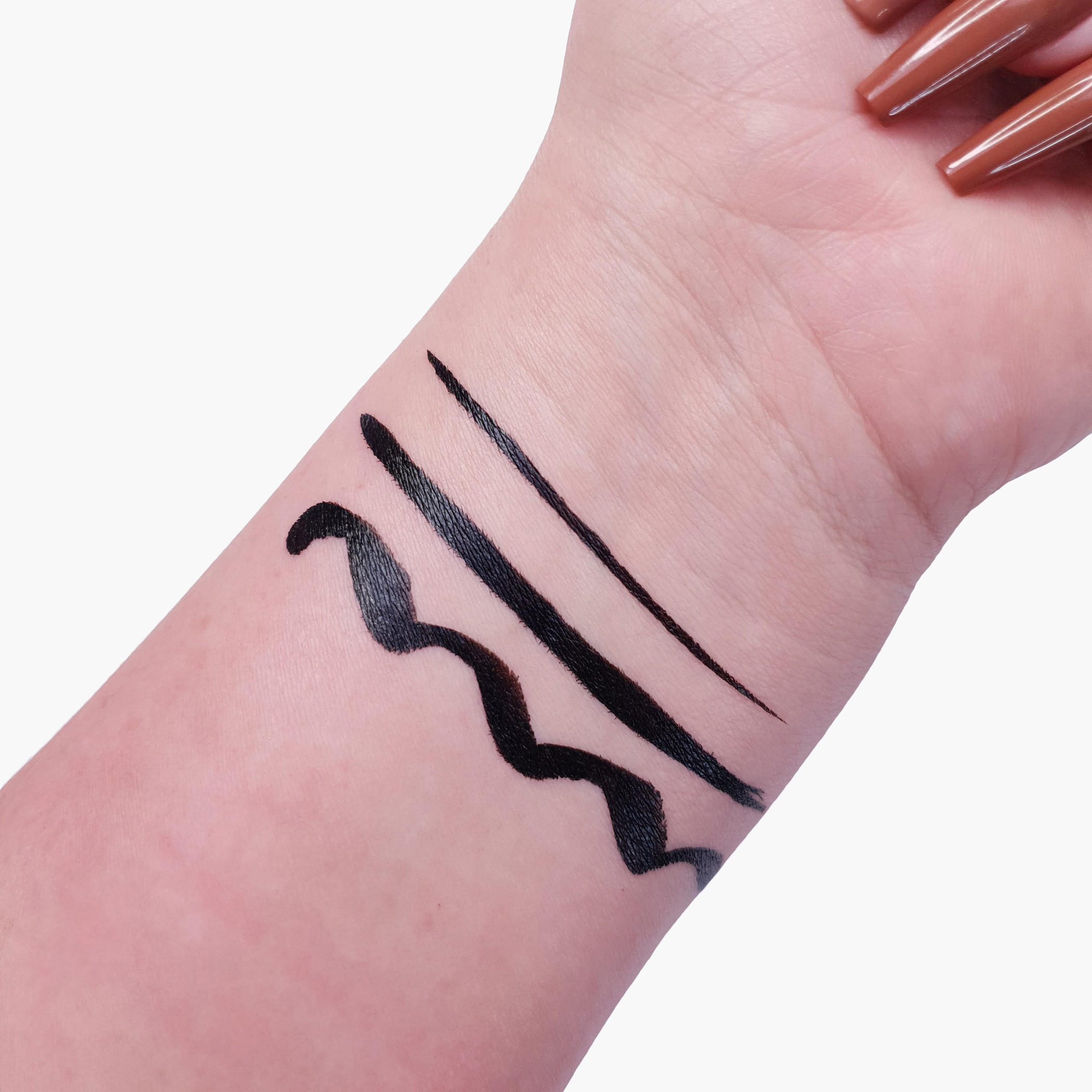 محدد العيون سليك فليك من ريفولوشن ريلوف-beautyandpersonalcare-makeup-eyes-eyeliners-image-5
