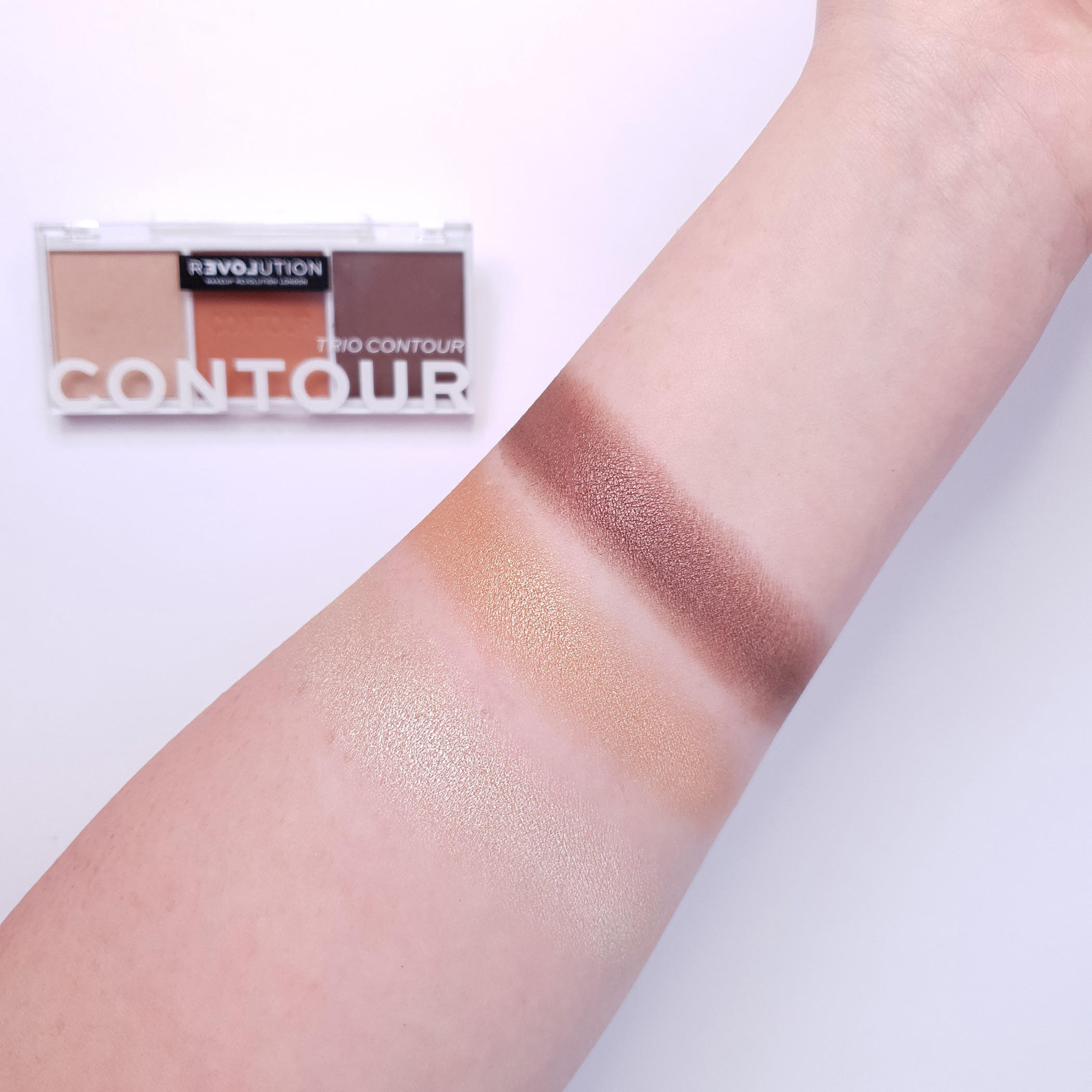 باليت كونتور تريو من ريفولوشن ريلوف-beautyandpersonalcare-makeup-face-contour-image-17