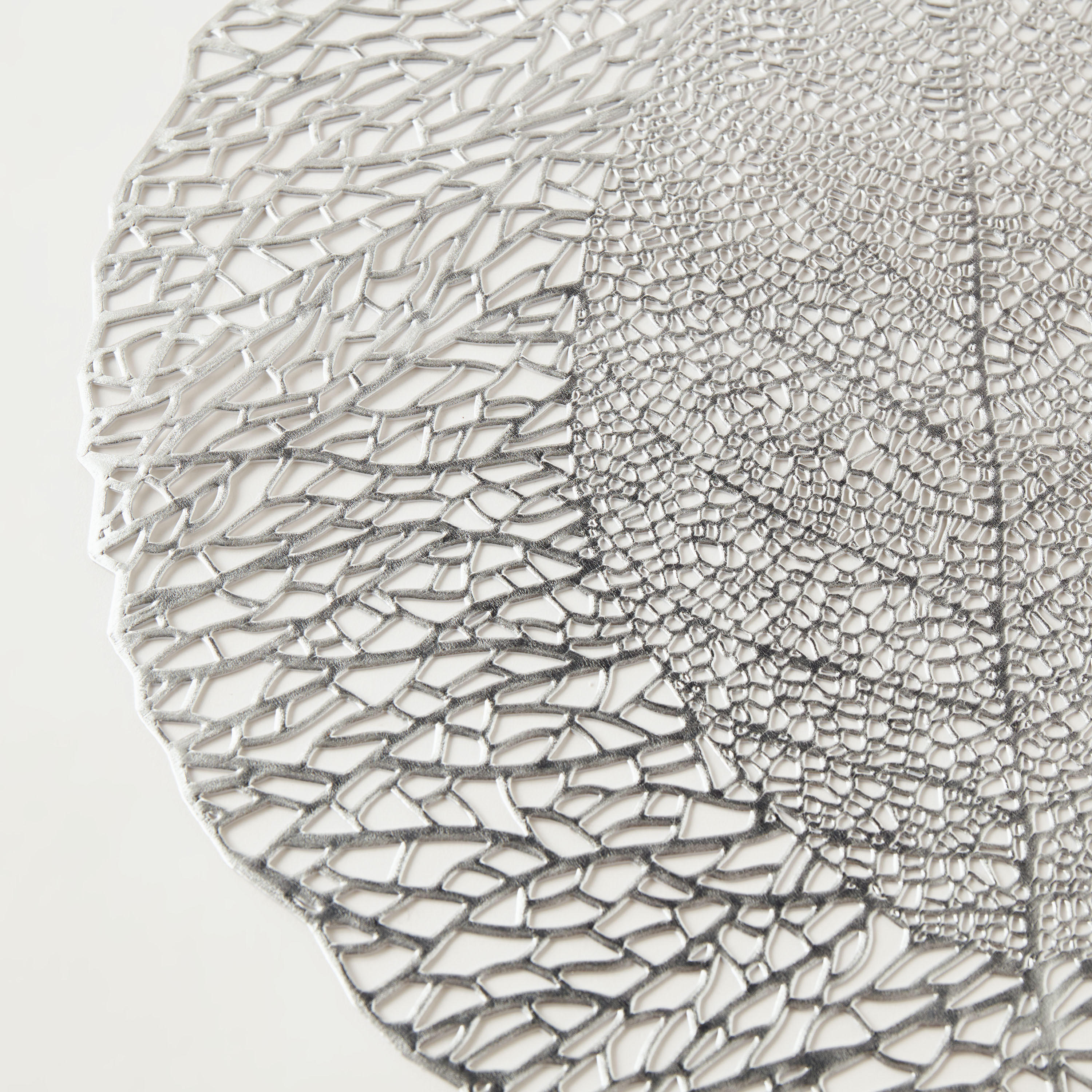Fig Leaf Circular Cutout Placemat - 38 cms-household-dining-tablelinen-placemats-image-3