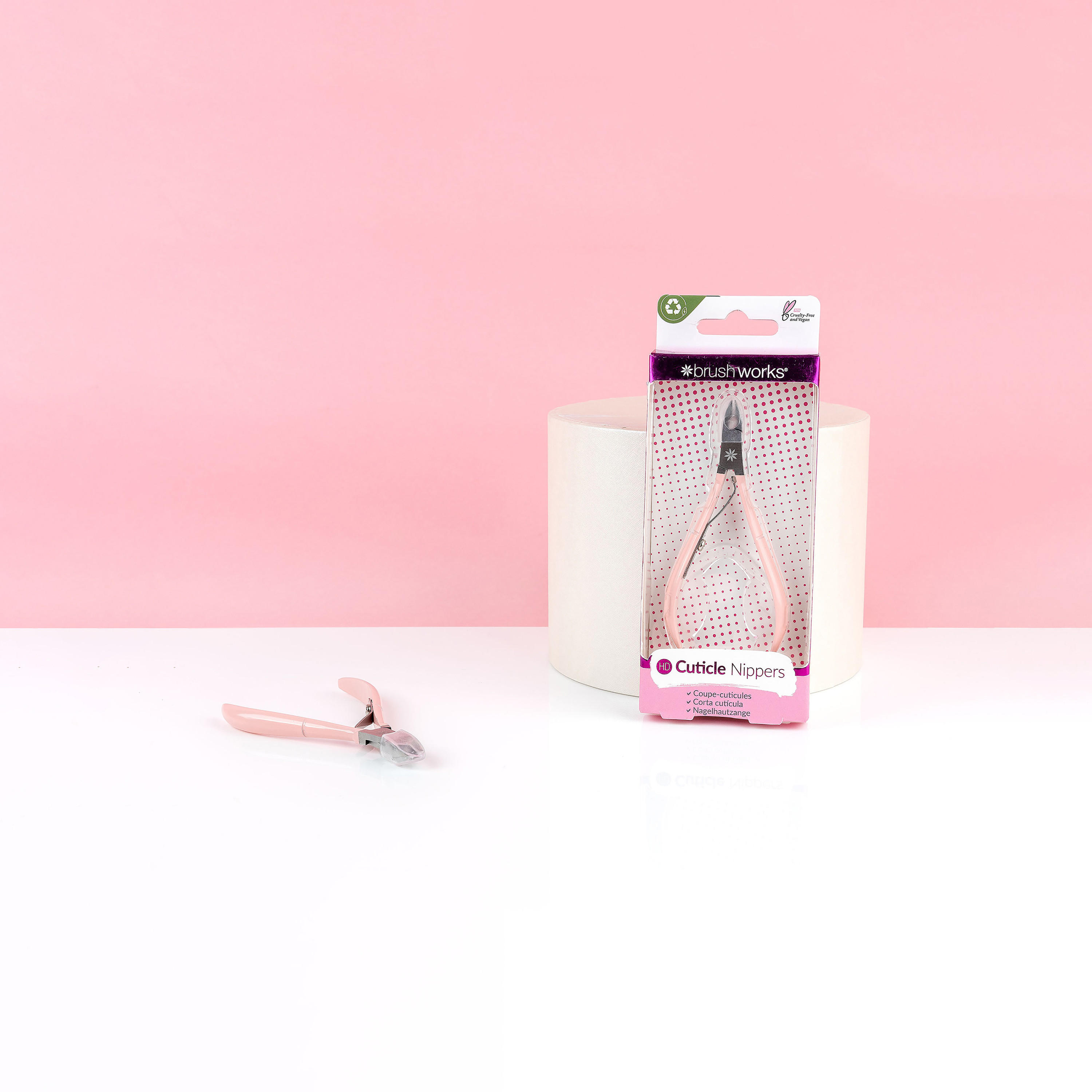 Brushworks Cuticle Nippers-beautyandpersonalcare-makeup-nails-nailtools-image-2