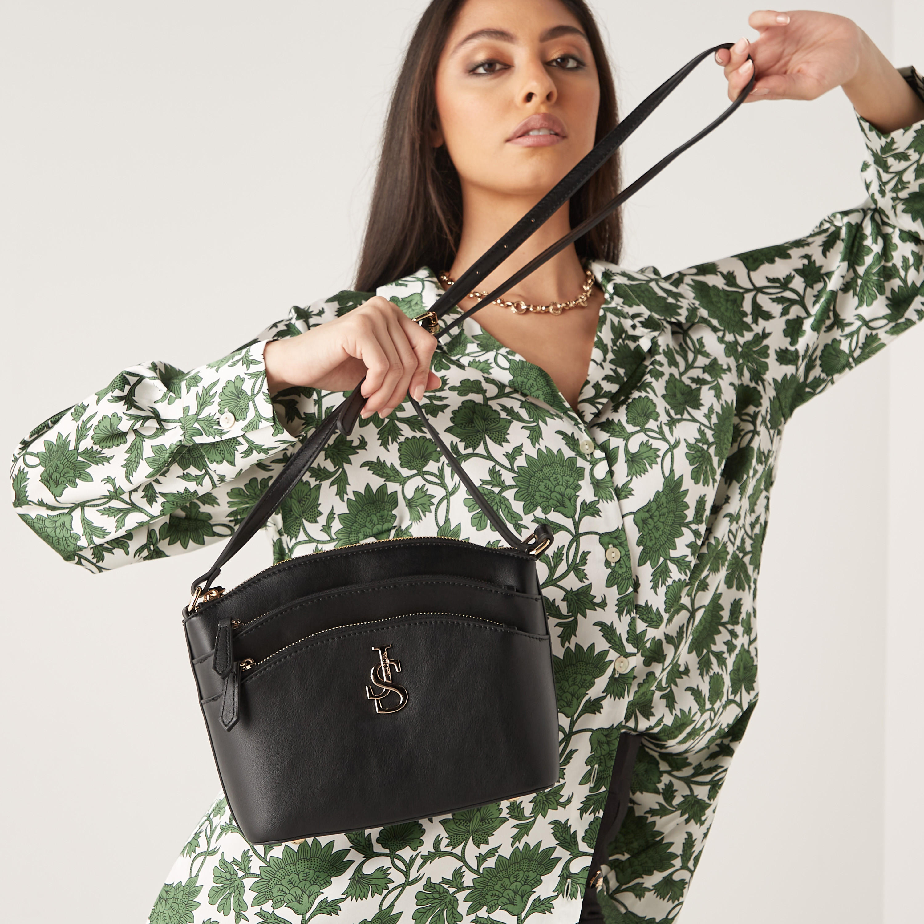 شنطة كروس بودي سادة بحزام قابل للتّعديل من جين شيلتون-women-bagsandwallets-handbags-image-1