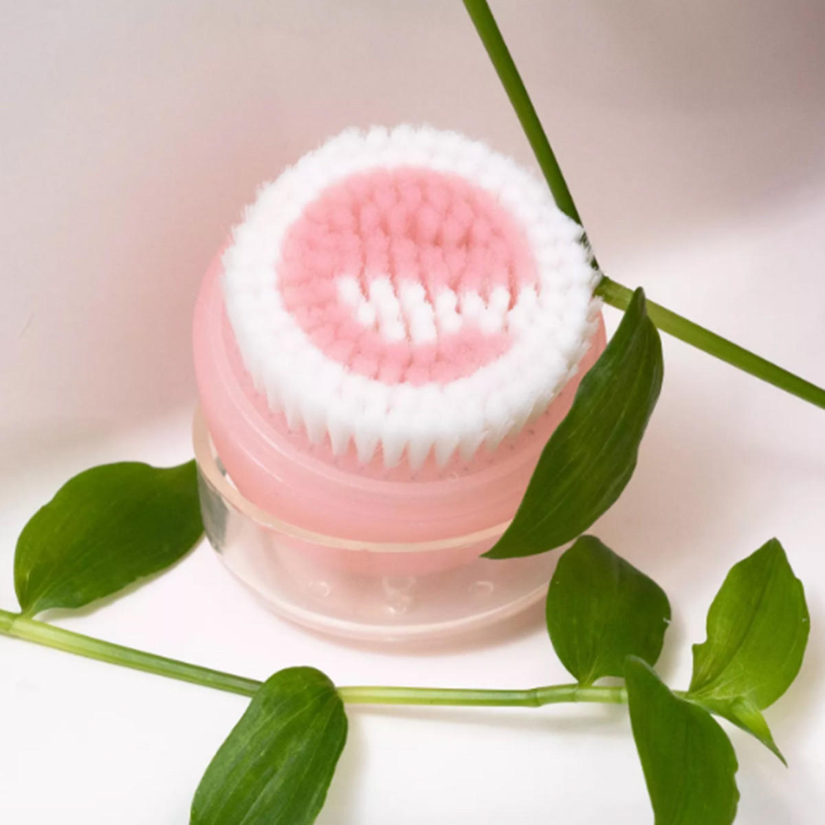 فرشاة تنظيف عميق من إيكوتولز-beautyandpersonalcare-bathandbody-toolsandaccessories-bathaccessories-image-1