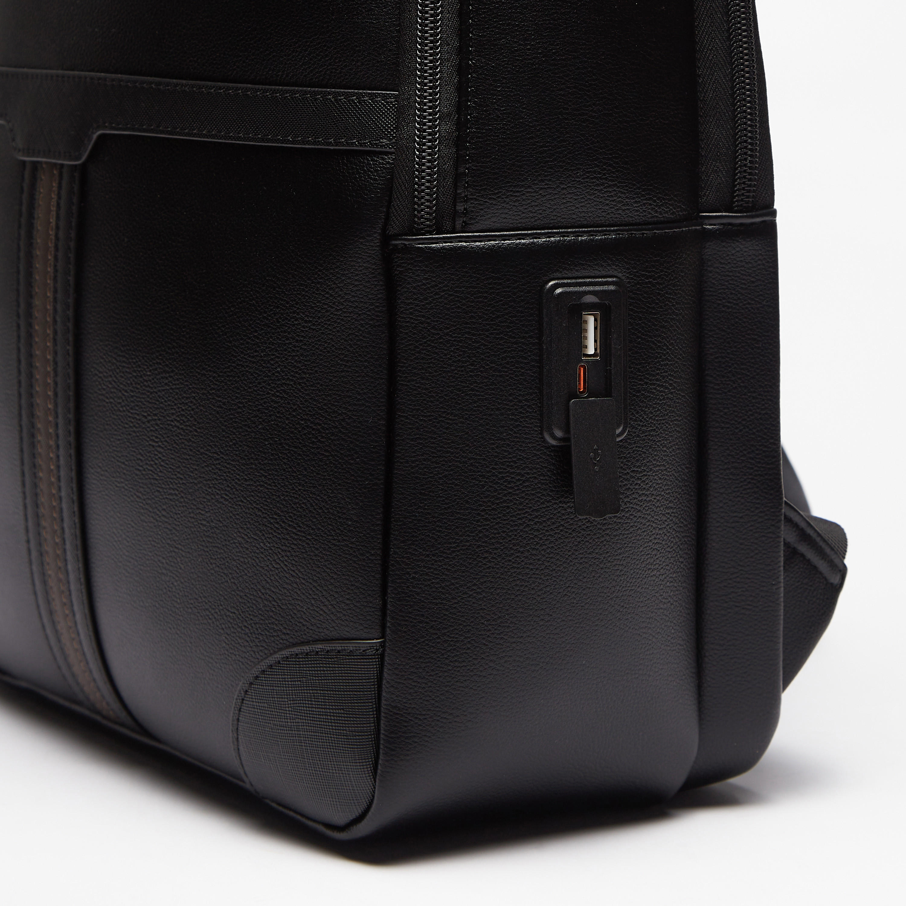 Duchini Solid Backpack with Zip Closure and Adjustable Straps-men-bags-image-3