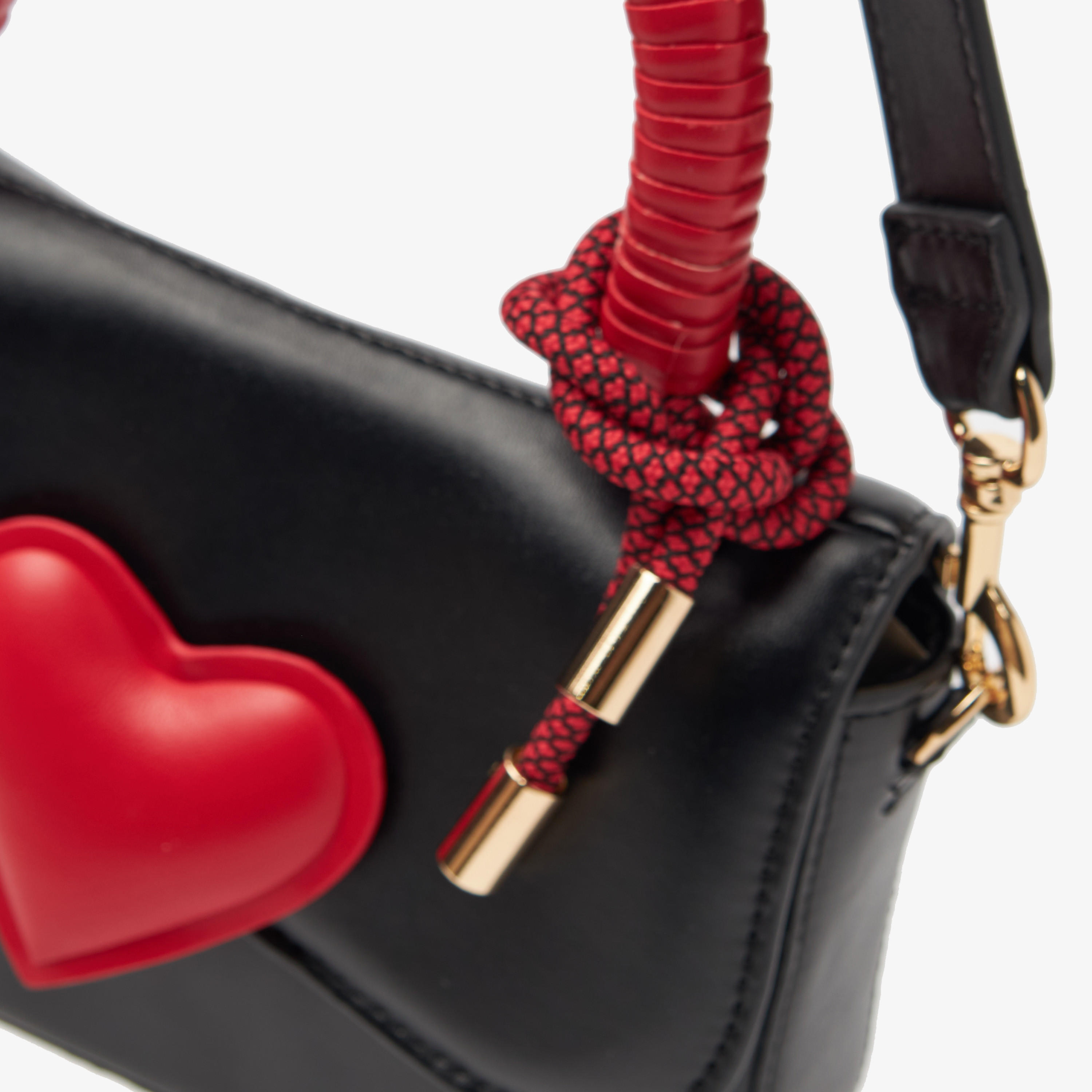 شنطة ساتشيل بزينة قلب وحزام قابل للفصل من ميسي-women-bagsandwallets-handbags-image-5