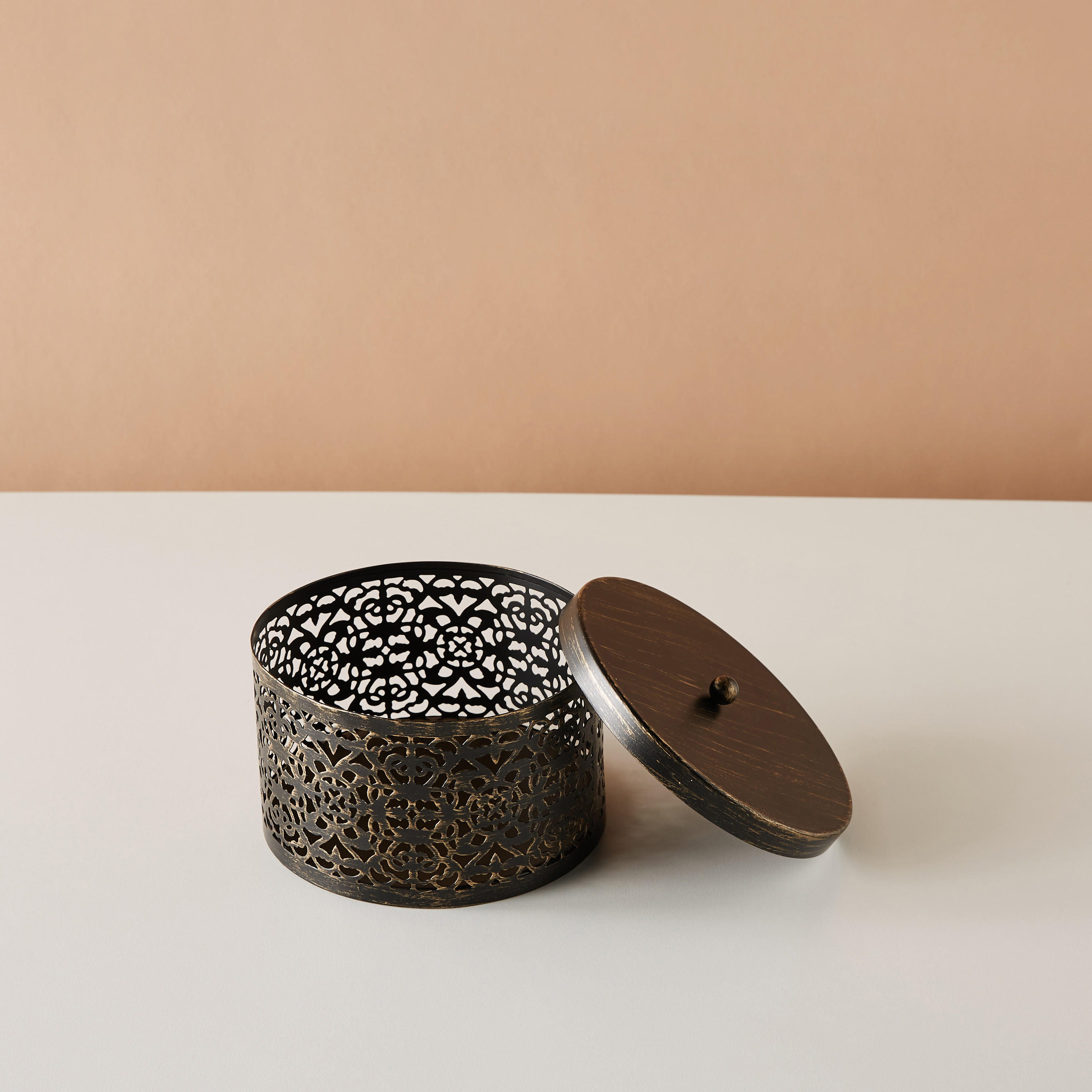 Cutwork Textured Metal Decorative Box with Lid-household-decor-decorativeobjectsandsculptures-image-4
