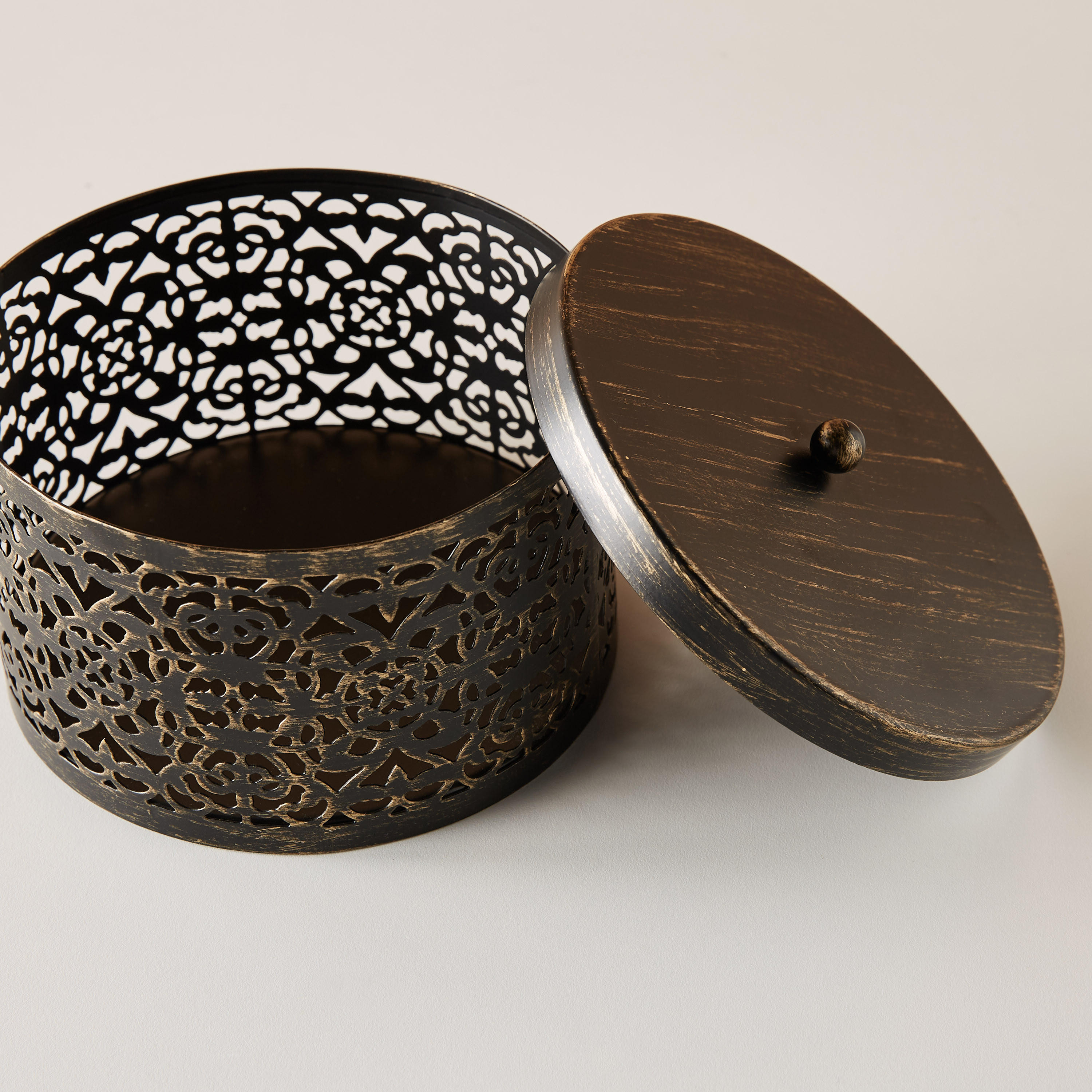 Cutwork Textured Metal Decorative Box with Lid-household-decor-decorativeobjectsandsculptures-image-5