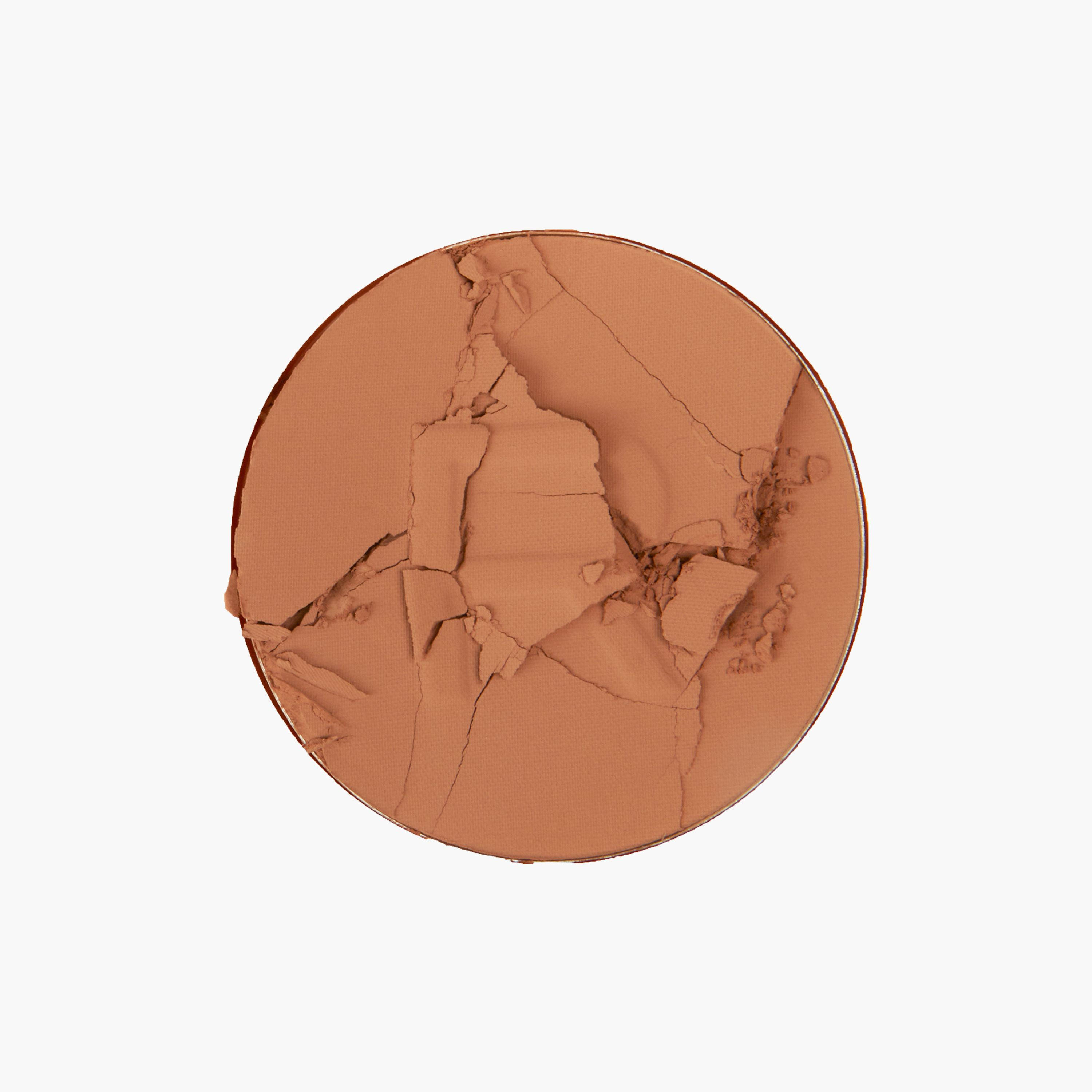 بودرة مضغوطة ريلودد من ميك اب ريفوليوشن-beautyandpersonalcare-makeup-face-facepowders-image-3