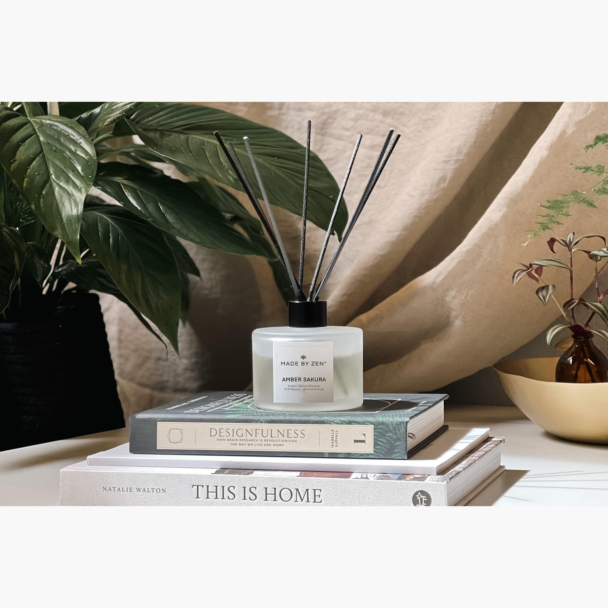 موزع عطور عيدان خشبية عنبر ساكورا من ميد باي زين - 200 مل-household-homefragrance-reeddiffusers-image-2