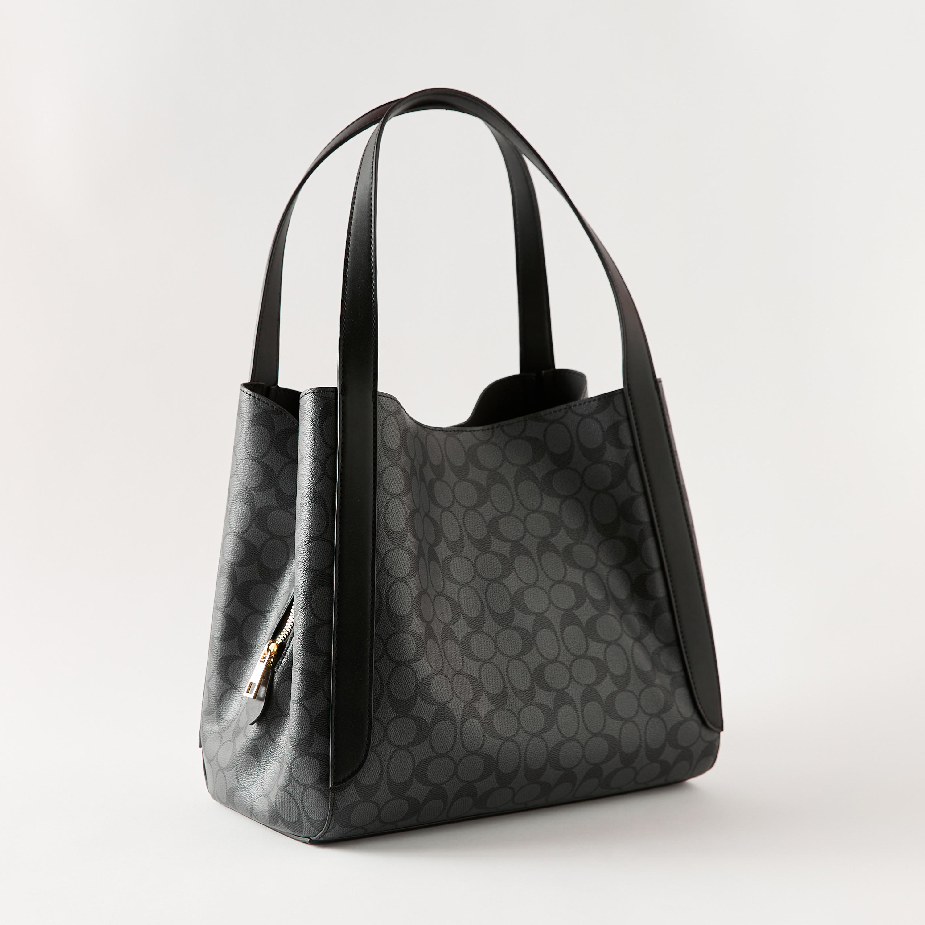 شنطة هوبو بطبعات ومقابض مزدوجة من ساشا-women-bagsandwallets-handbags-image-2