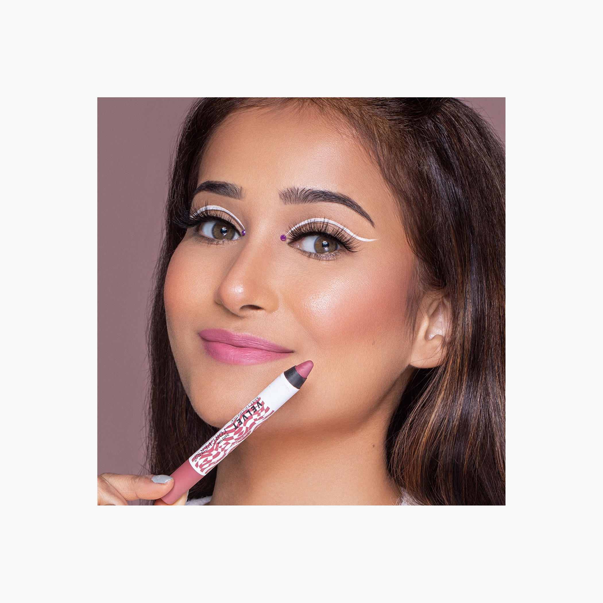 أحمر شفاه ثابت يدوم طويلًا من ديلي لايف فورإيفر 52-beautyandpersonalcare-makeup-lips-lipsticks-image-43