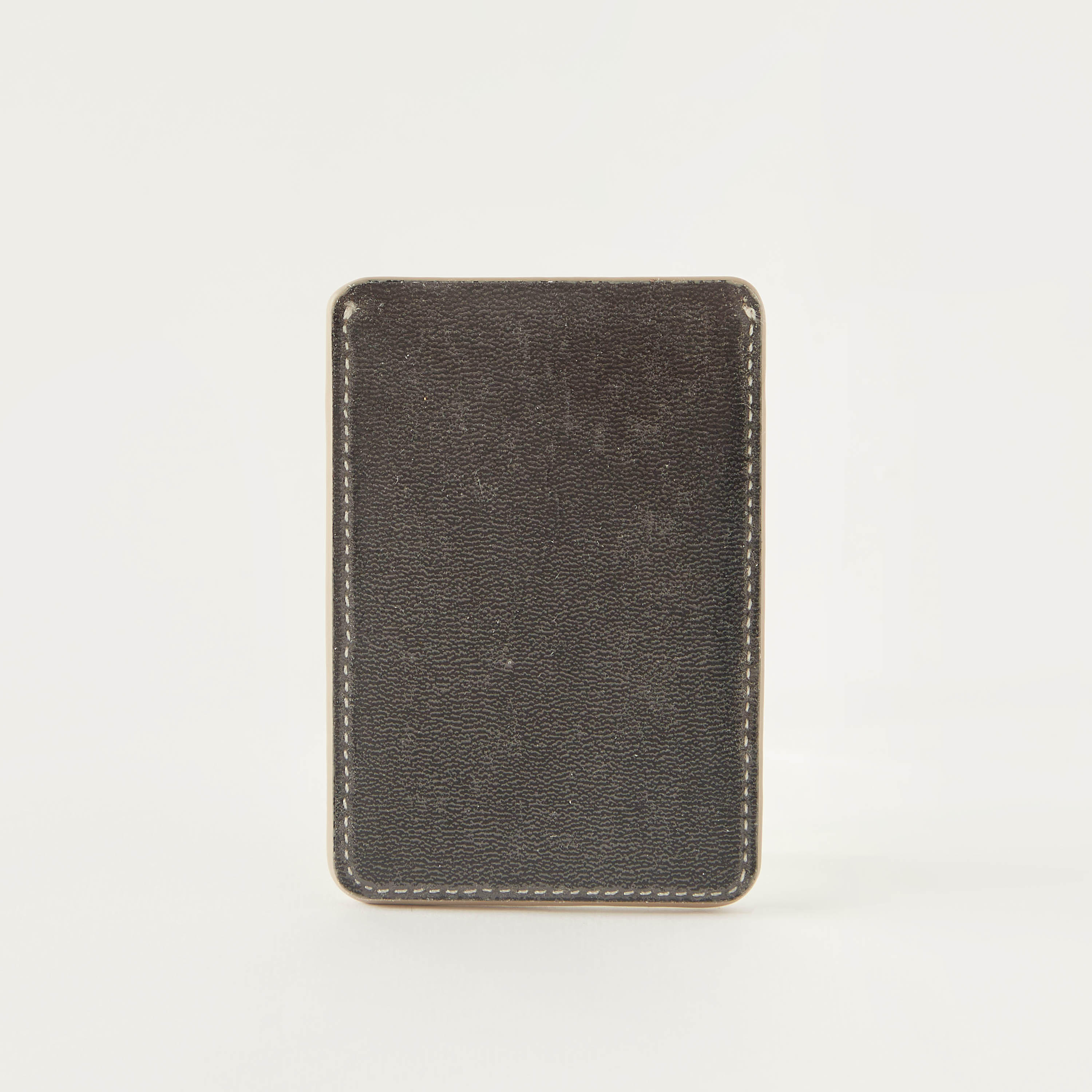 حامل بطاقات جلد بطبعات حرف N-women-bagsandwallets-wallets-image-4
