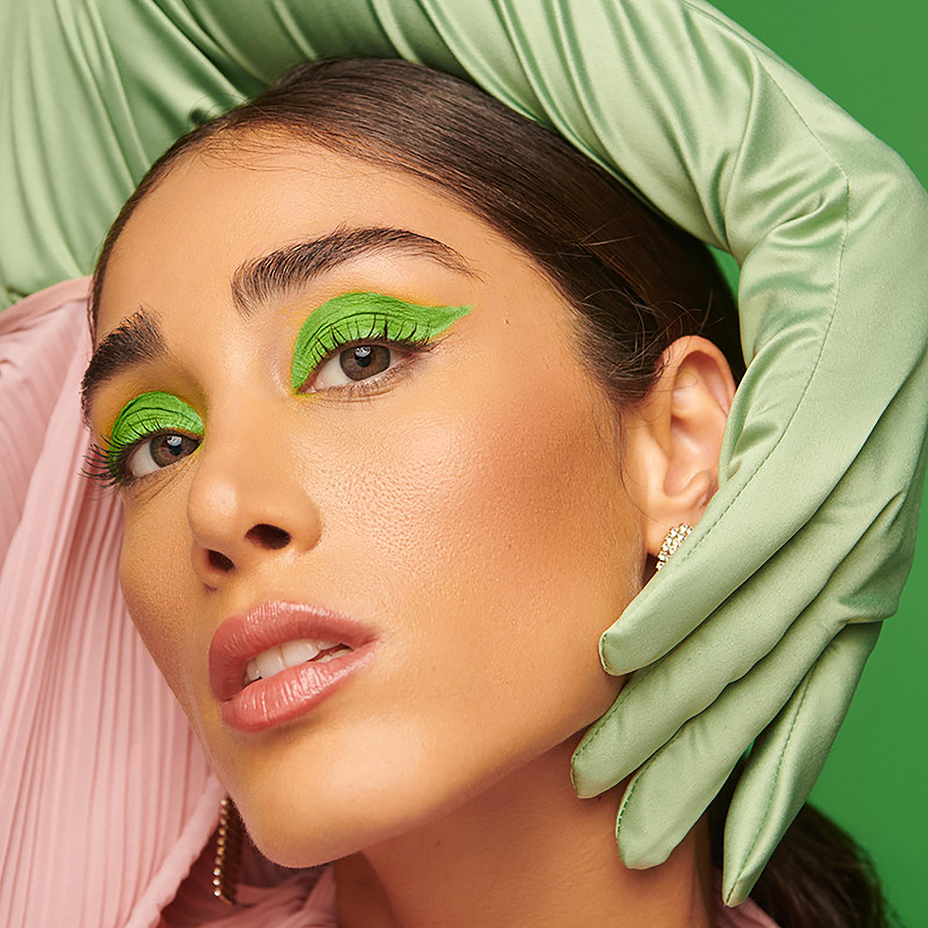 عبوة من 2 عدسات من ليالا مع رويال اخضر-beautyandpersonalcare-makeup-eyes-colorcontactlenses-image-2