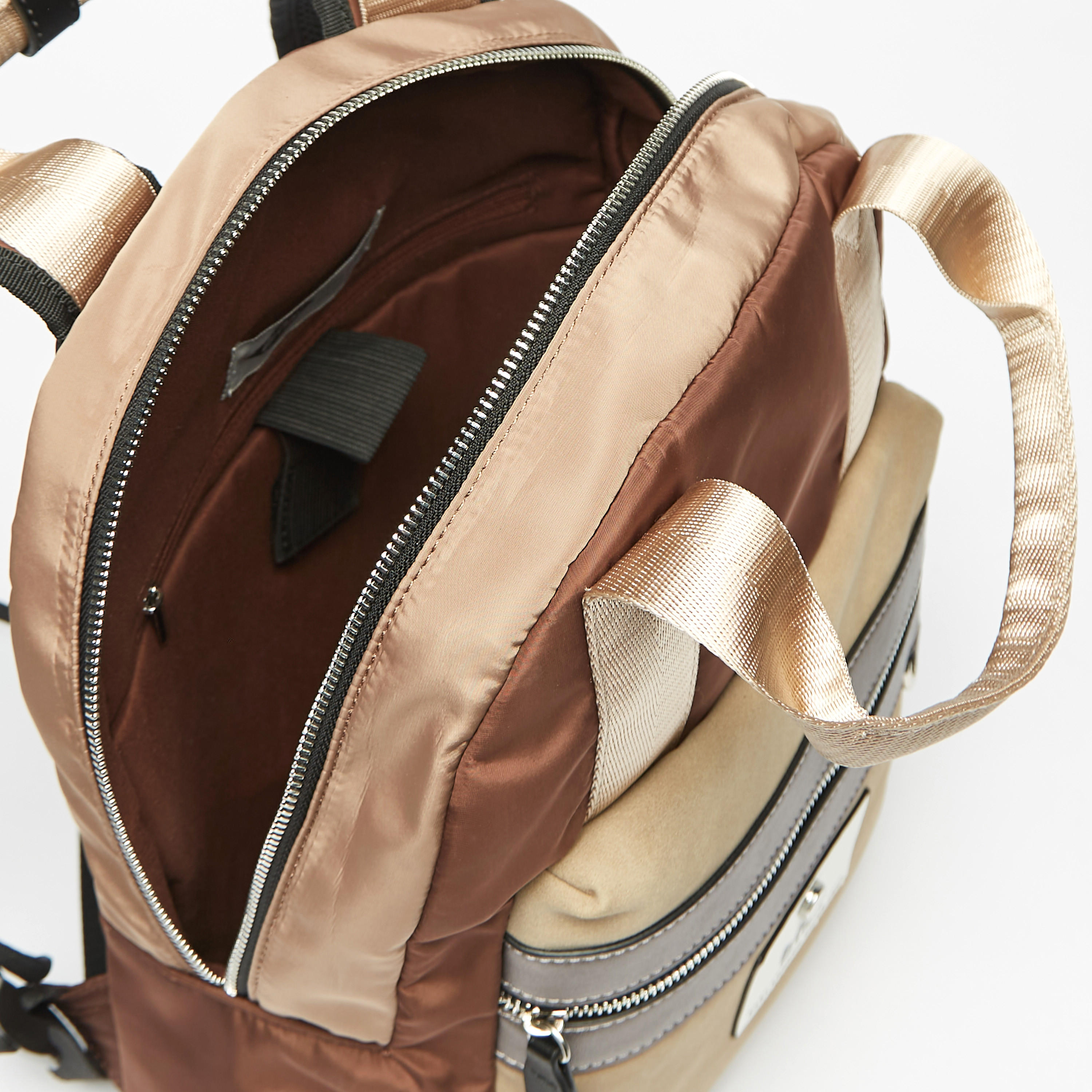 شنطة ظهر بقوالب ملونة وحمالات كتف قابلة للتّعديل ومقابض مزدوجة من لي كوبر-women-bagsandwallets-backpacks-image-4
