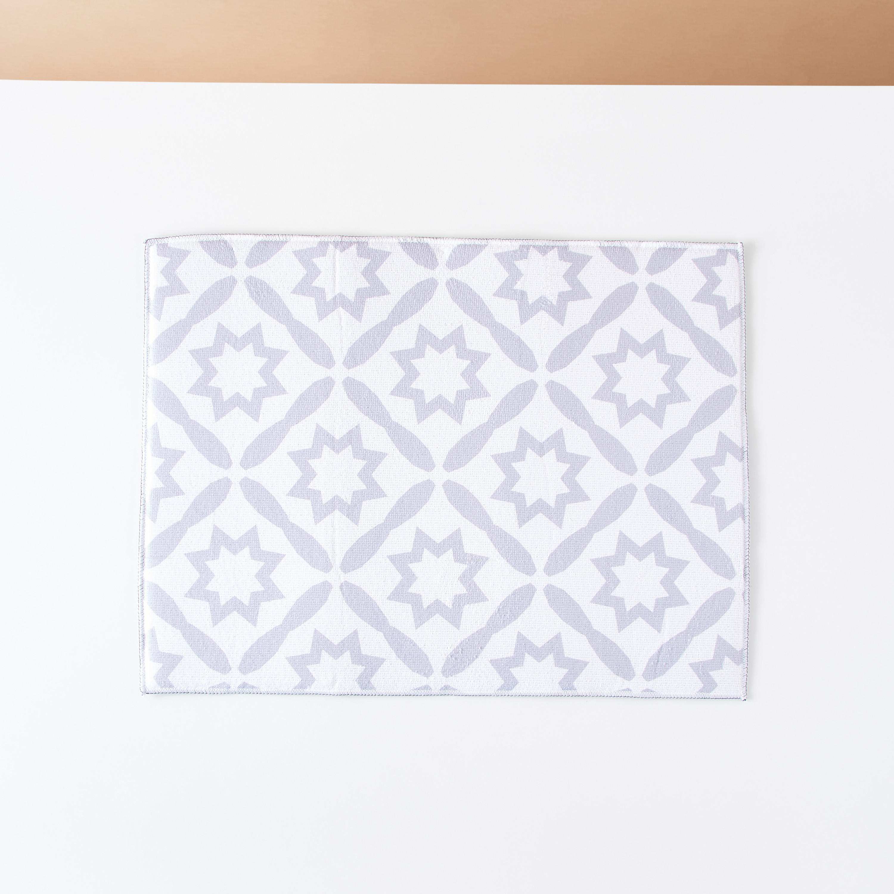 Star Print Dish Drying Mat - 51x38 cms-household-dining-tablelinen-placemats-image-2