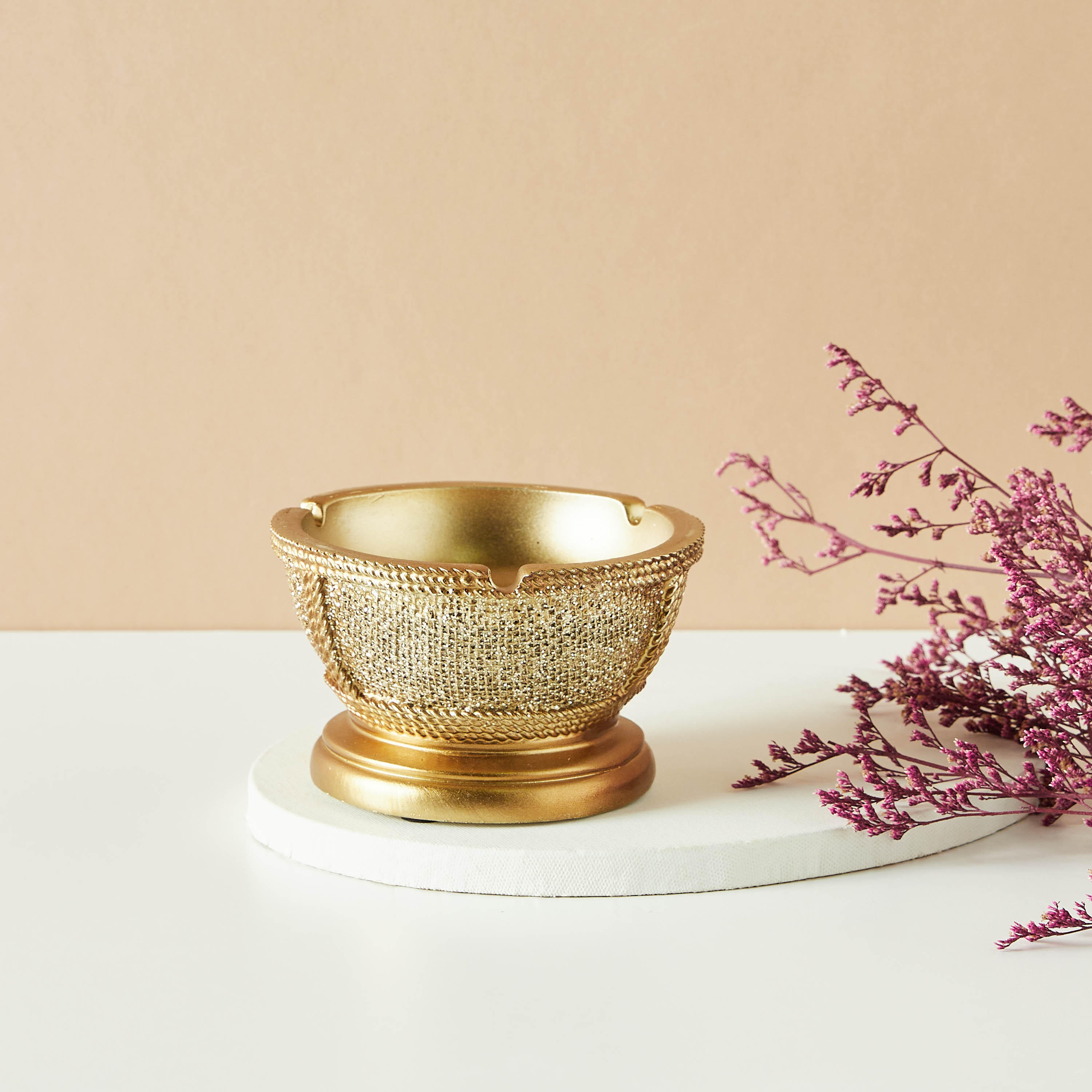 منفضة سجائر للديكور بارزة الملمس-household-dining-shopbysolutions-ashtrays-image-1
