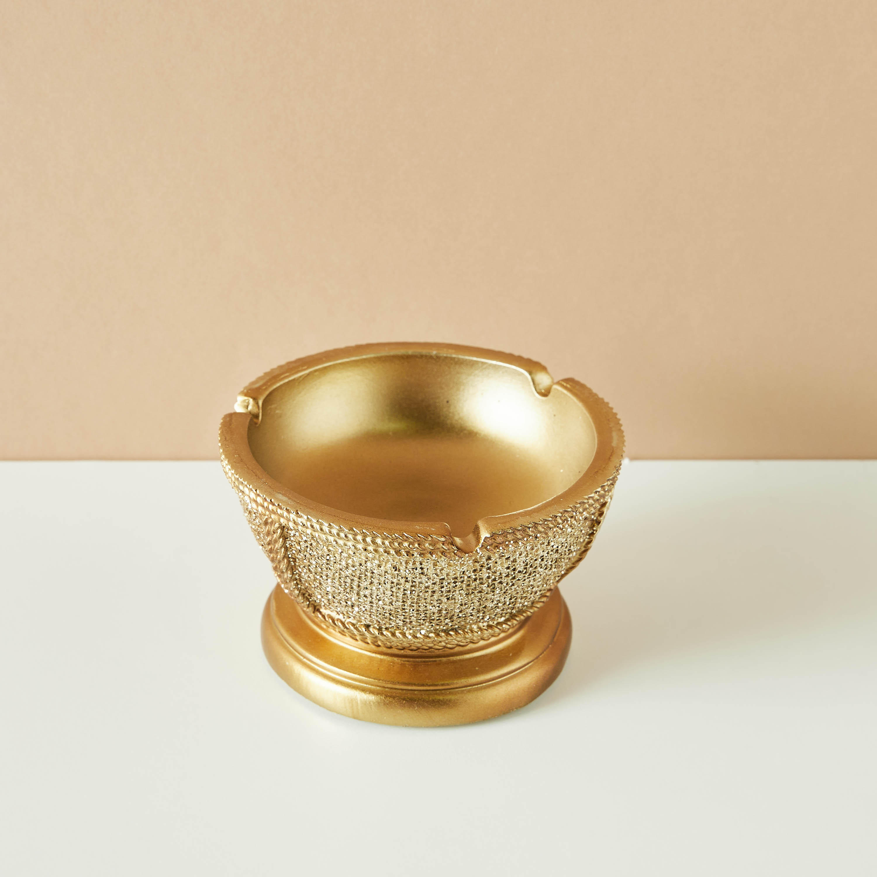 منفضة سجائر للديكور بارزة الملمس-household-dining-shopbysolutions-ashtrays-image-3