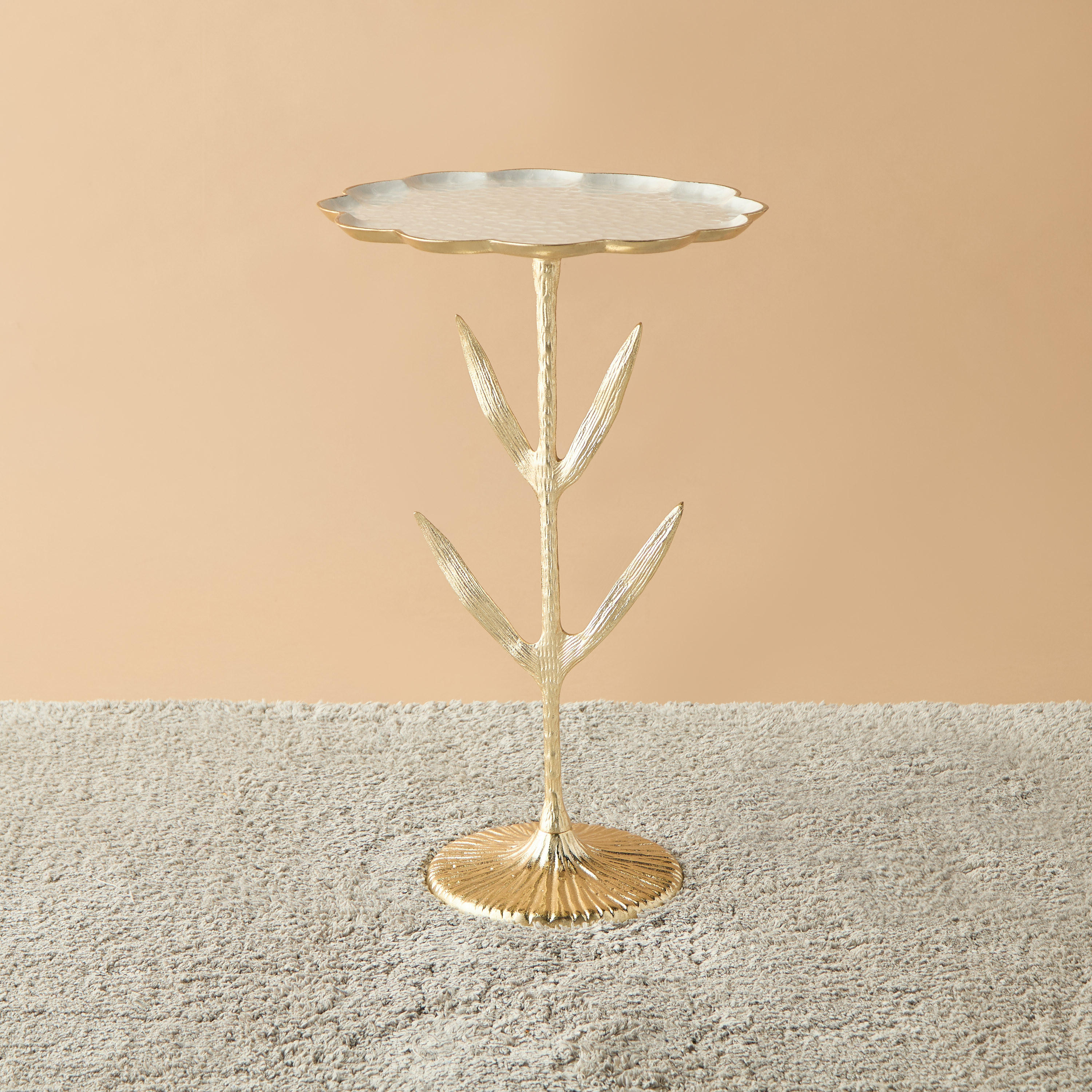 طاولة زينة بسطح زجاج مع قاعدة مزينة بالزهور - 35x35x55 سم-furniture-livingroom-sideandendtables-image-1