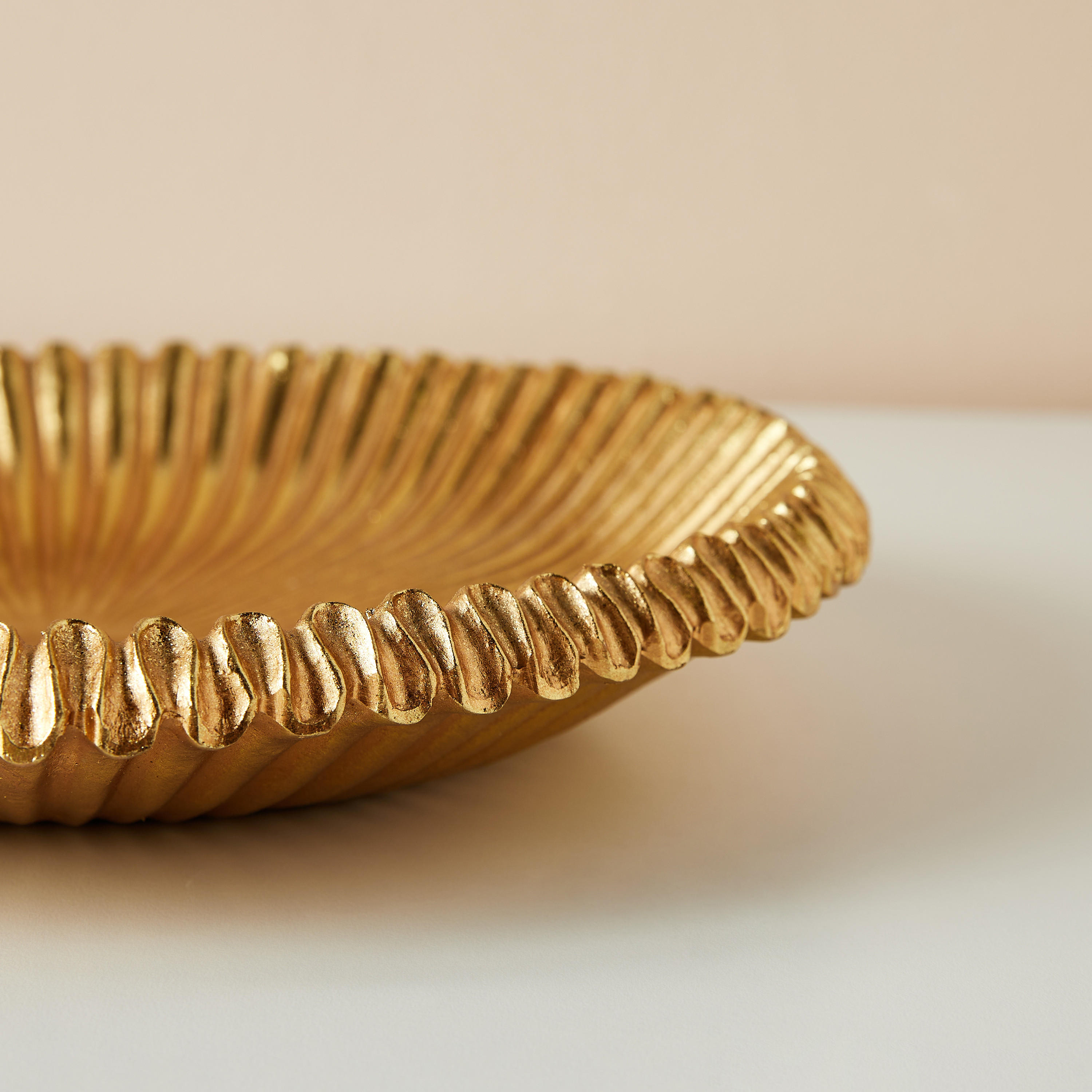 Round Decorative Tray - 30x30 cm-household-dining-serveware-servingtrays-image-5