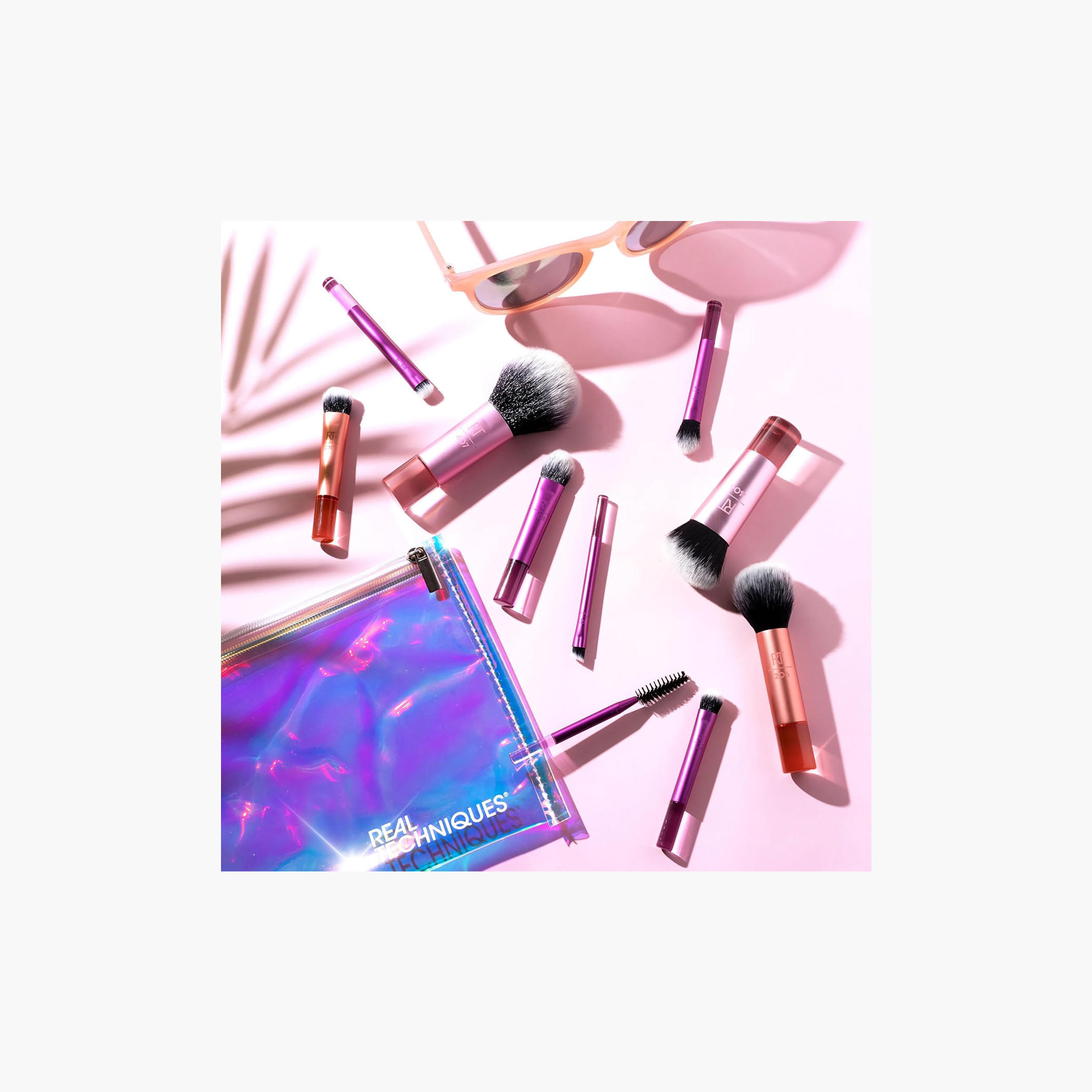 Real Techniques Travel Fantasy Mini Travel Brush Set-beautyandpersonalcare-makeup-brushesandaccessories-brushes-image-11