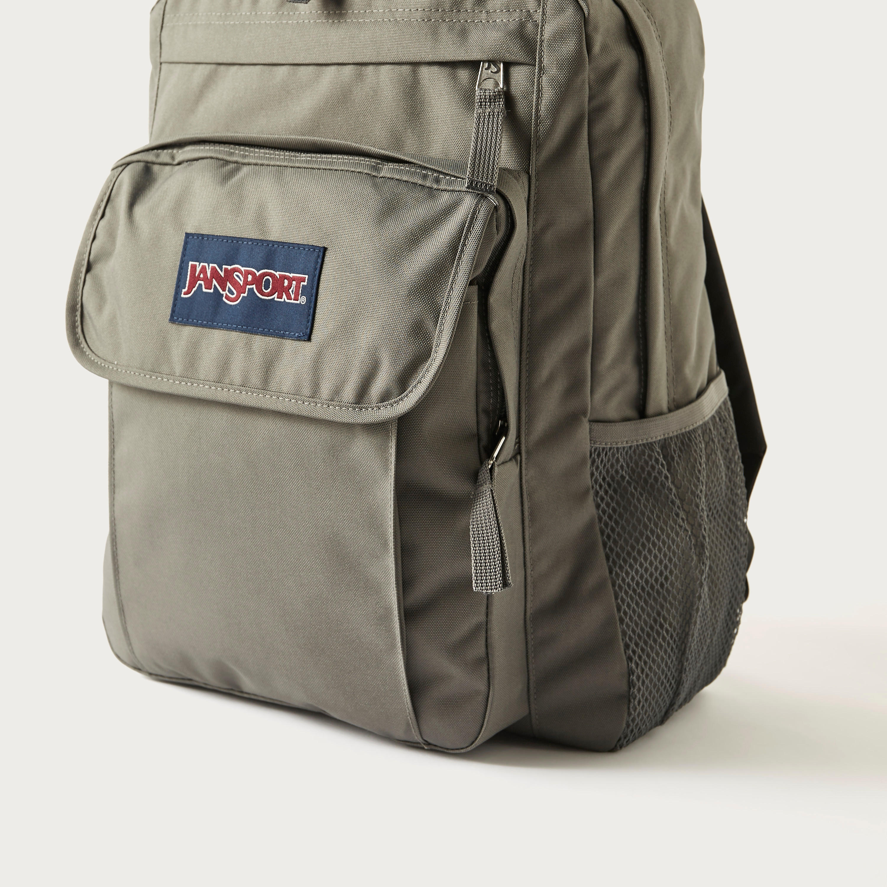 Jansport Solid 15-inch Backpack with Adjustable Straps and Zip Closure-school-bagsandbackpacks-backpacks-image-3