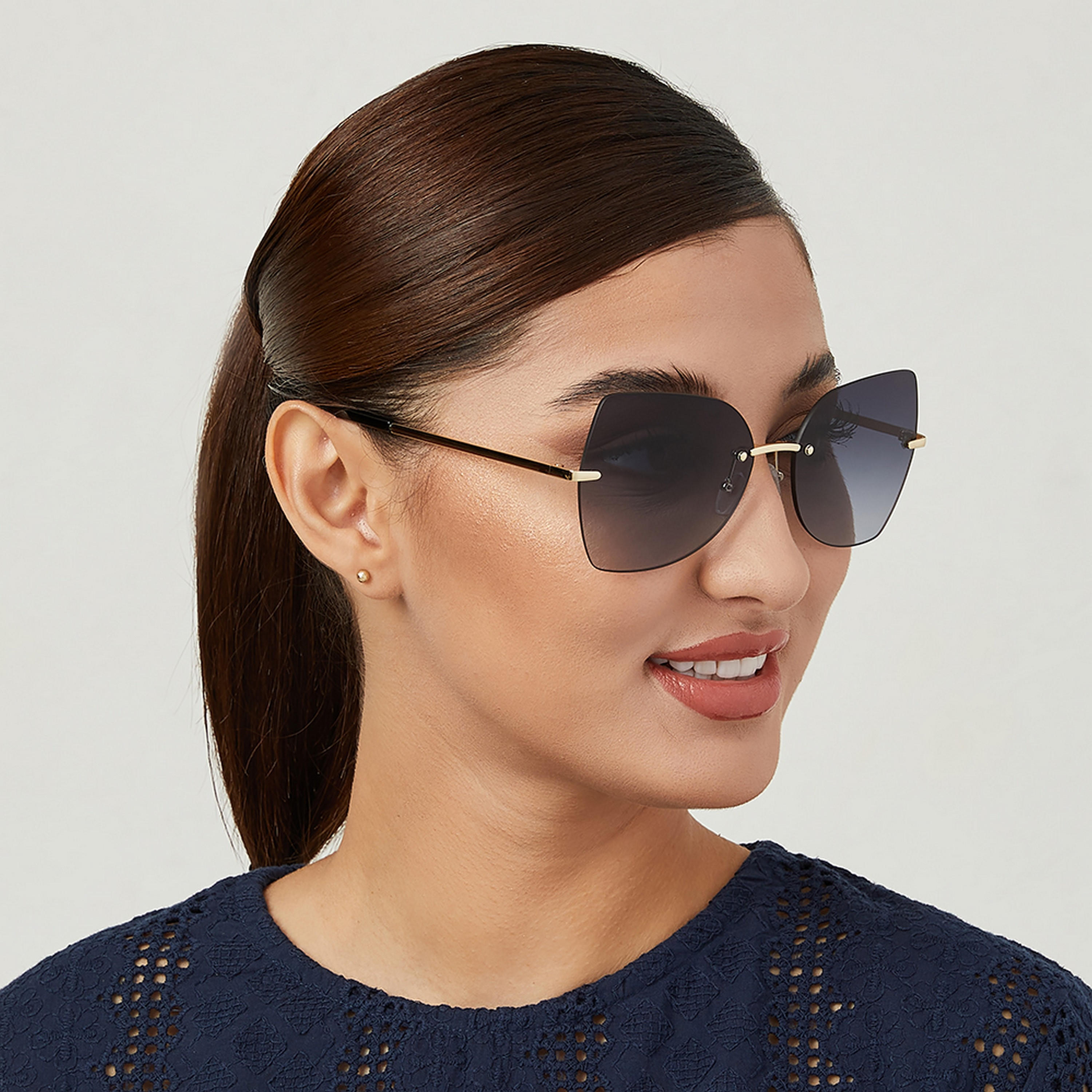 نظارة شمسية زرقاء على شكل فراشة مع 53 مم من بلاك أوت نعومي -women-sunglasses-image-5