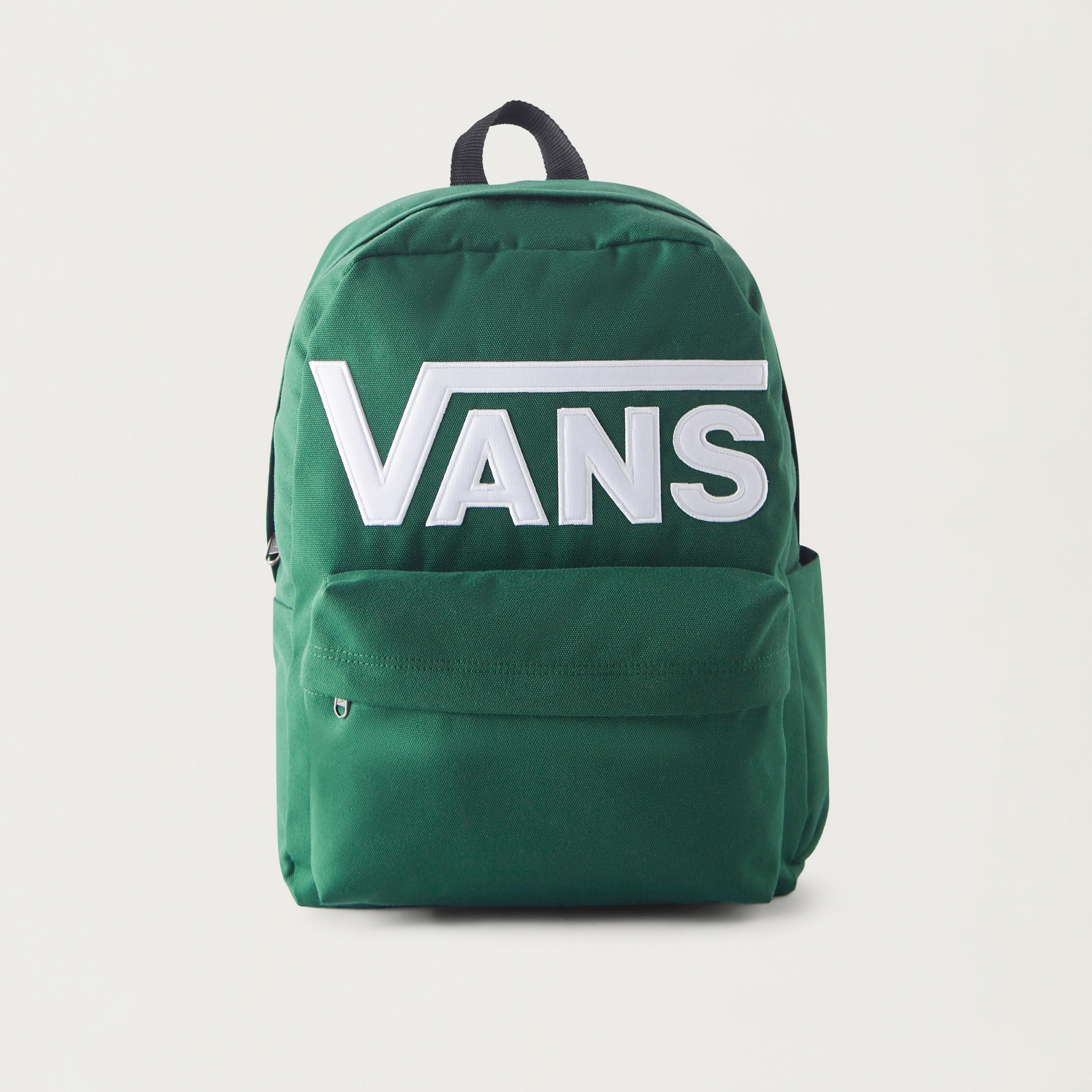 شنطة ظهر بسحاب إغلاق وزينة الشعار من فانز - 43x30x13 سم-school-bagsandbackpacks-backpacks-image-1