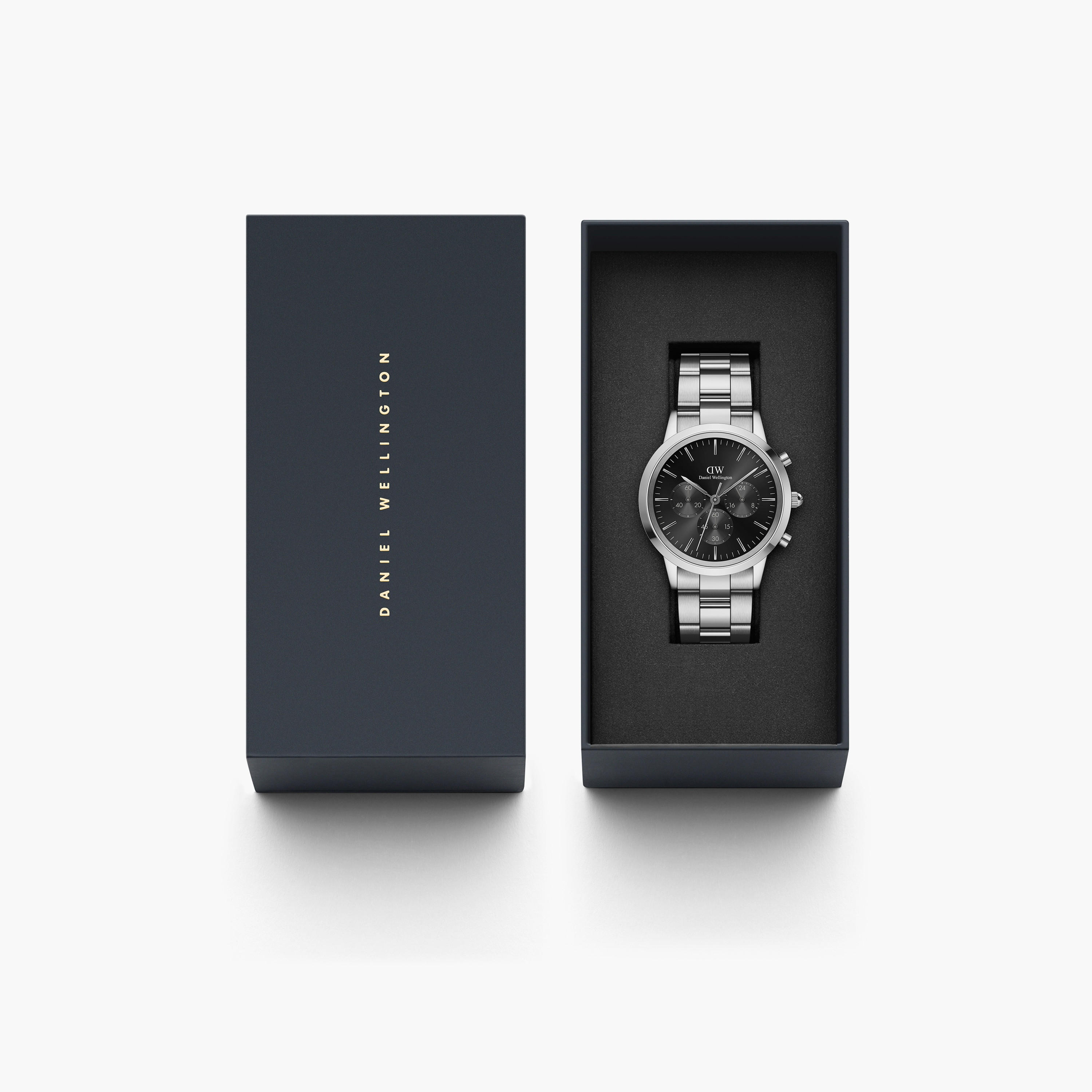 ساعة كرونوغراف الفضية بسوار ستانلس ستيل من دانيل ويلينجتون للرجال 42 ملم - DW00100645-men-watchesandjewellery-watches-image-3