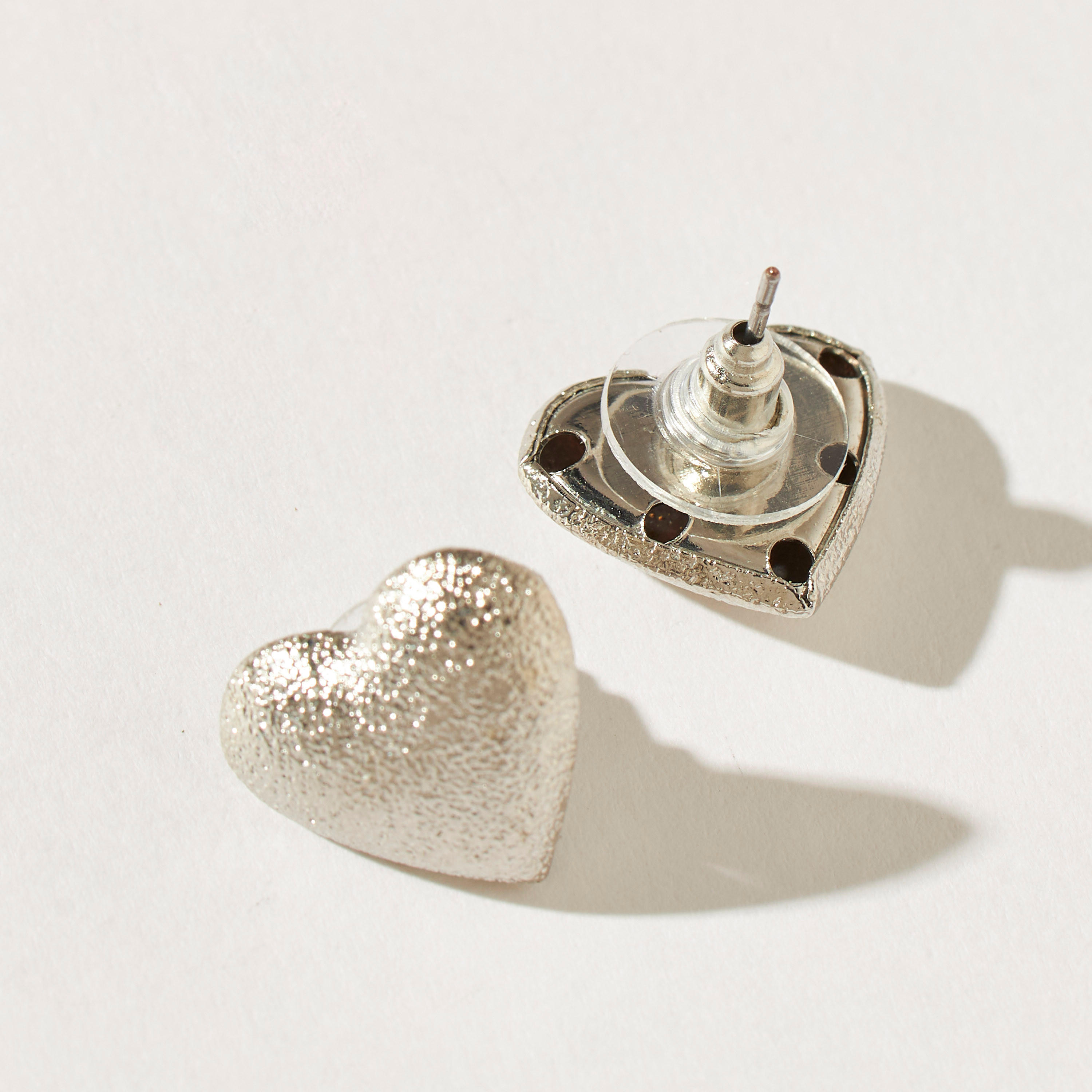 Textured Heart Shaped Stud Earrings with Pushback Closure-women-watchesandjewellery-jewellery-earrings-image-5