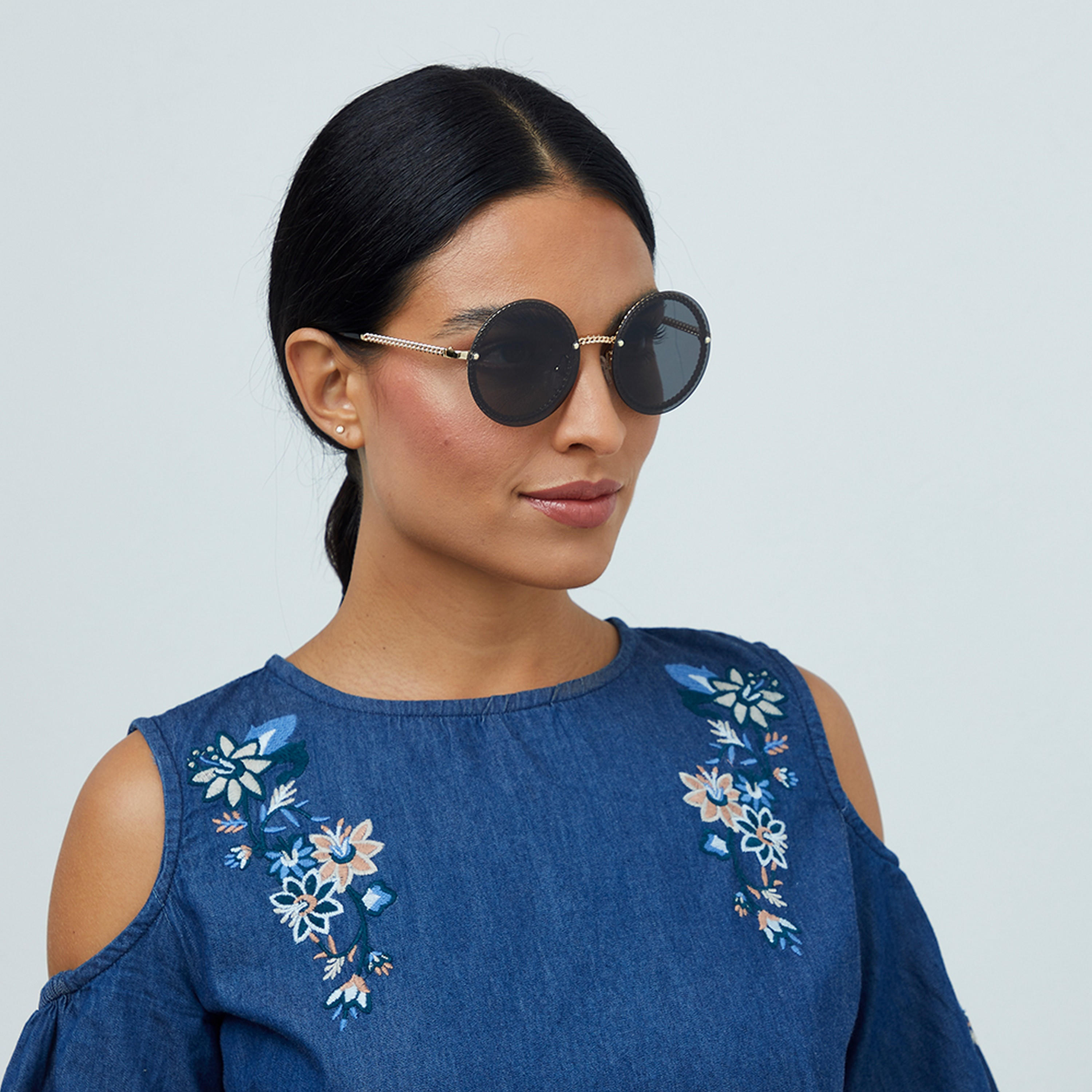 نظارة شمسية سوداء ودائرية من بلاك أوت رايز مع 57 مم -women-sunglasses-image-5