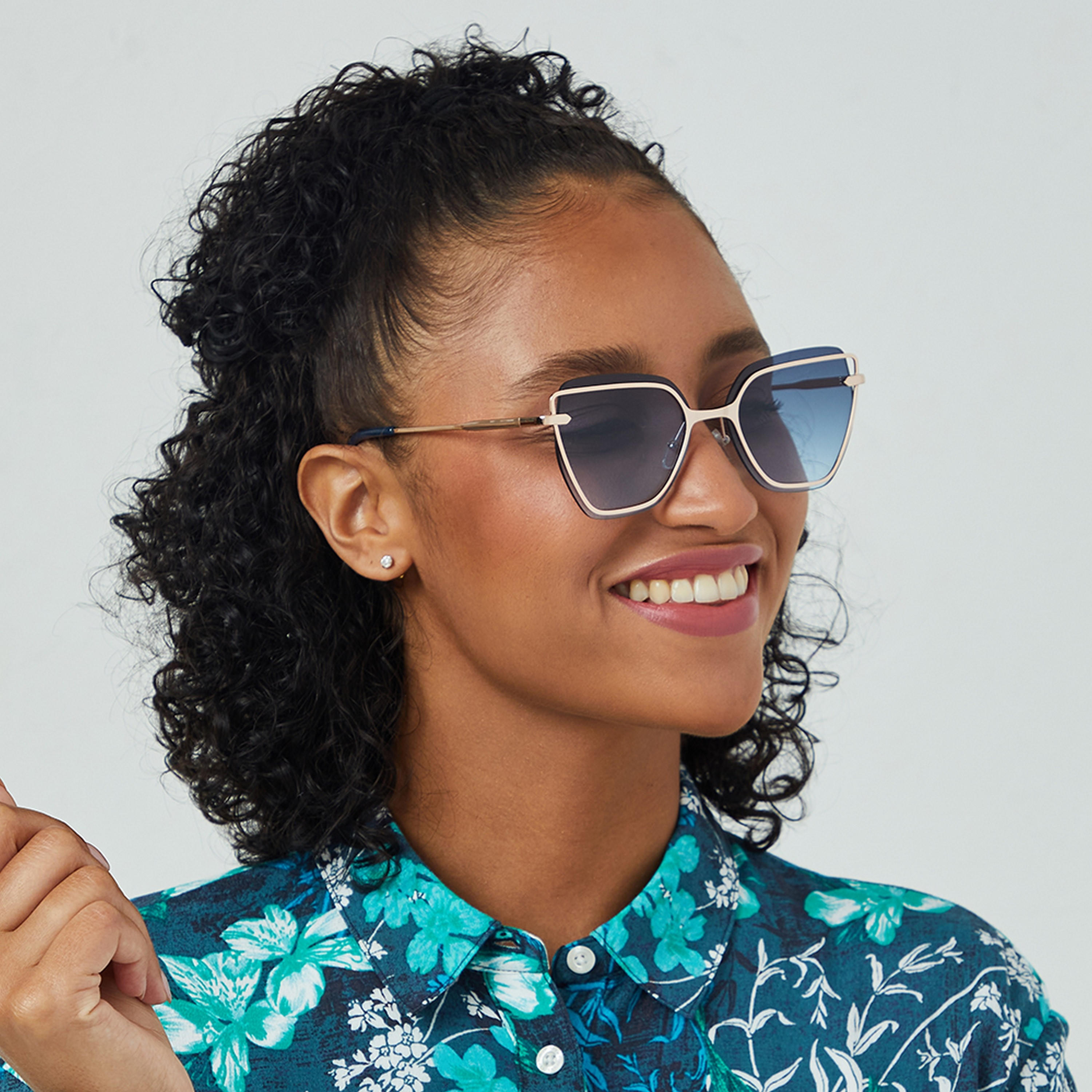 نظارة شمسية زرقاء ذات كات آي من بلاك أوت ستارلايت مع 57 مم -women-sunglasses-image-5