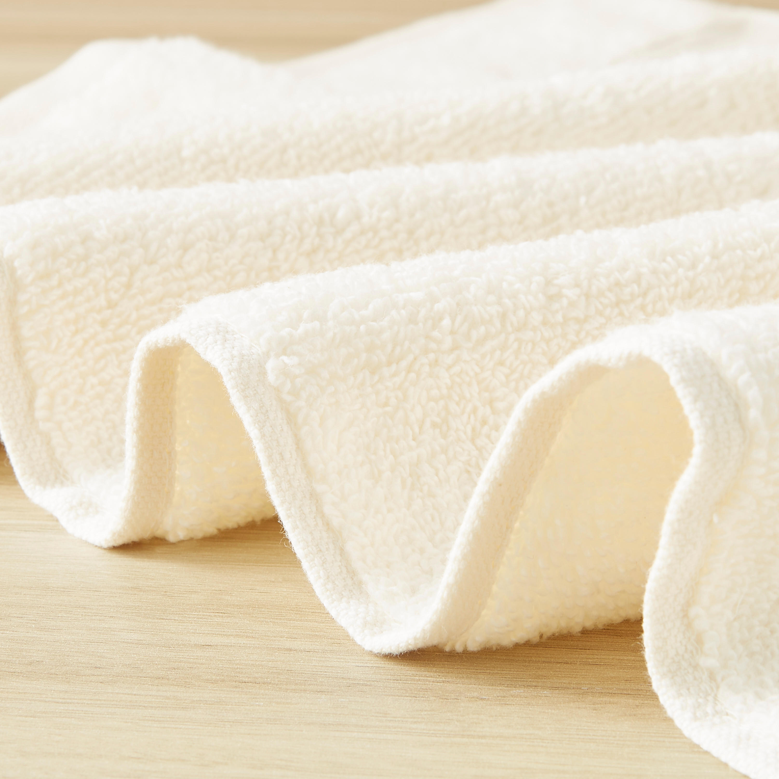 Textured 6-Piece Towel Set - 140x70 cms-household-bathandlaundry-bathlinen-towels-image-4
