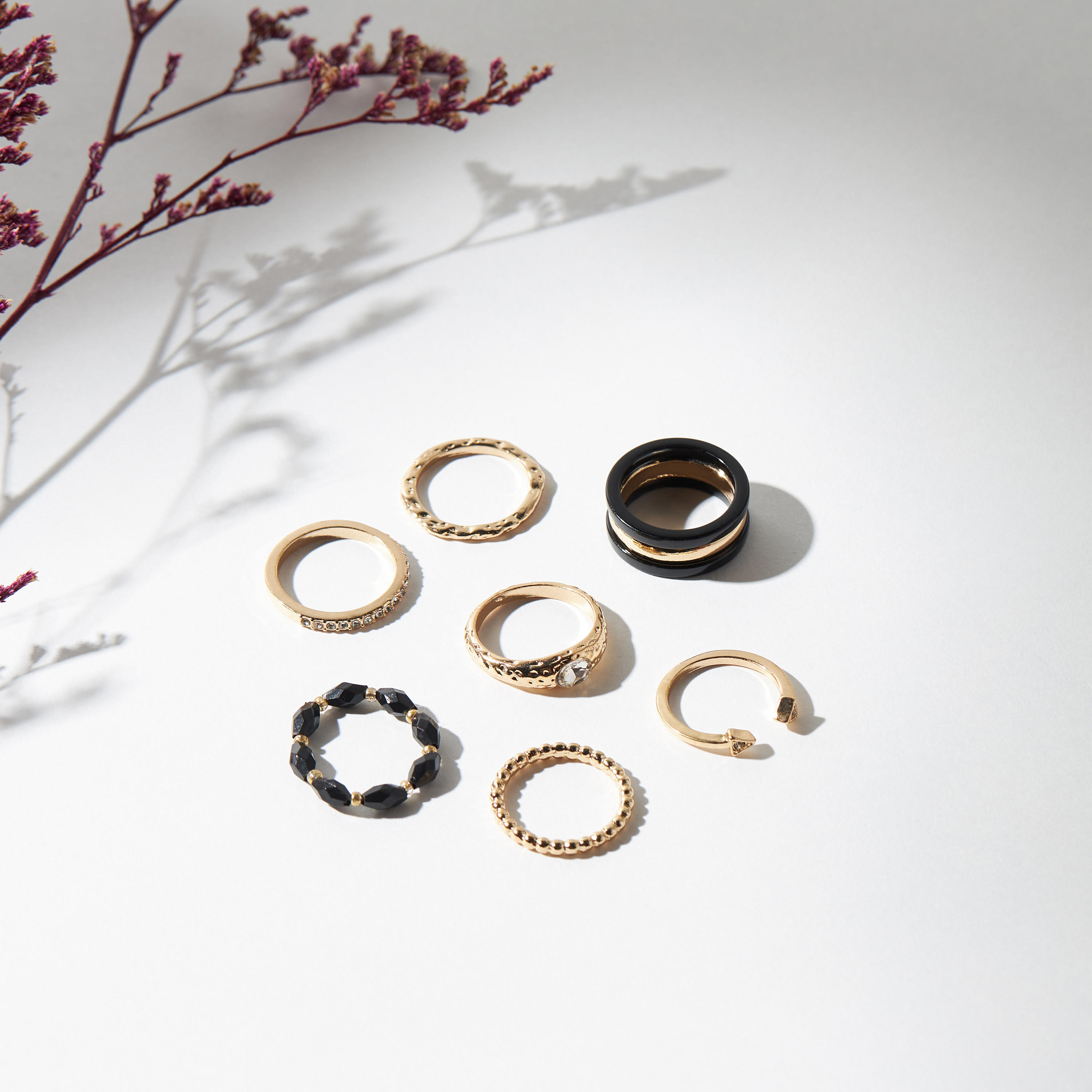 طقم خاتم 7 قطع ميتاليك - صغير - متوسط-women-watchesandjewellery-jewellery-rings-image-3