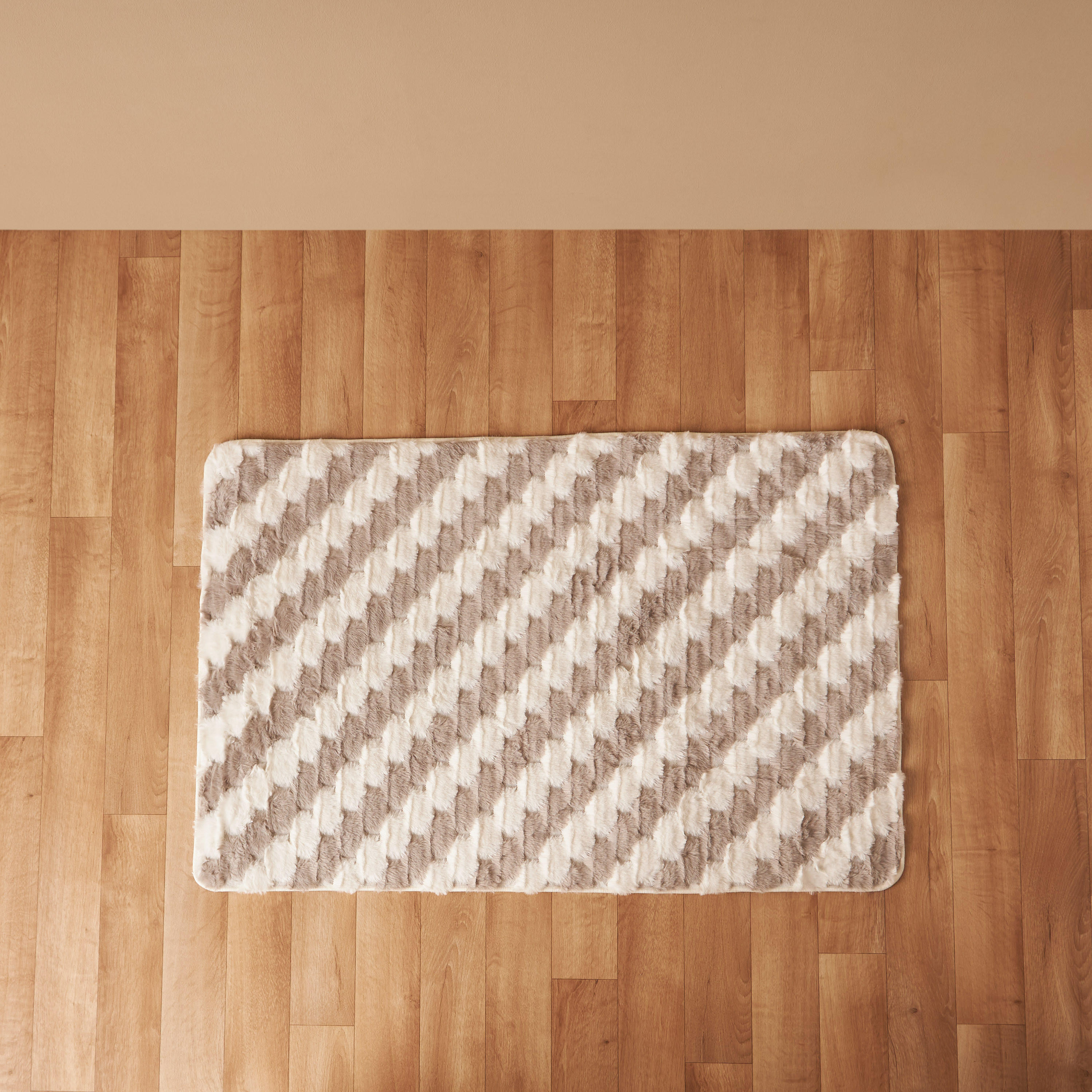 Textured Faux Fur Rug - 120x76 cms-household-rugsandcarpets-rugs-image-2